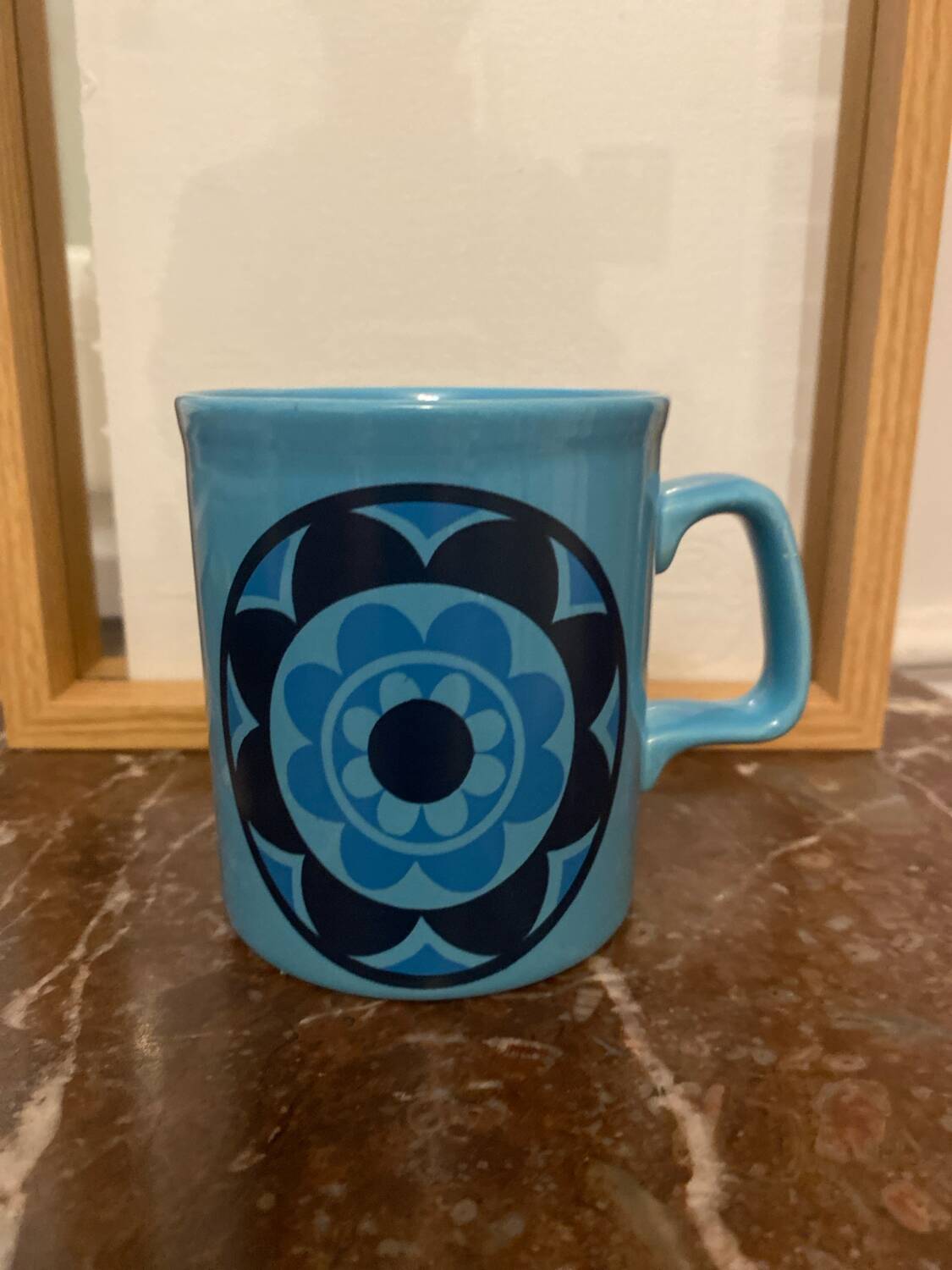 Lot de mugs staffordshire
