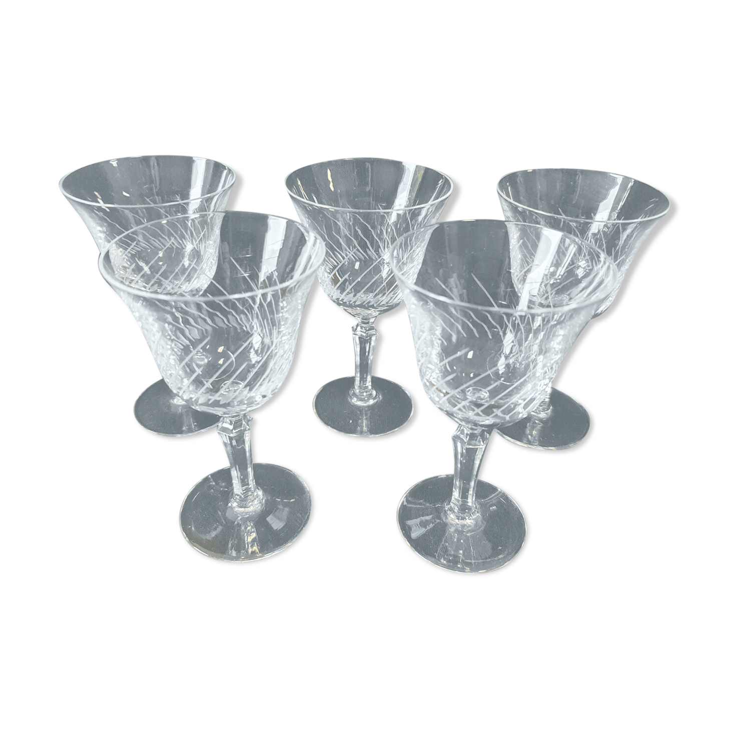 Lot of 5 glasses of chiseled glass