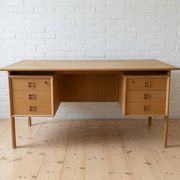 Bureau exécutif en chêne par Arne Vodder de Brouer Møbelfabrik, Danemark, années 1960.