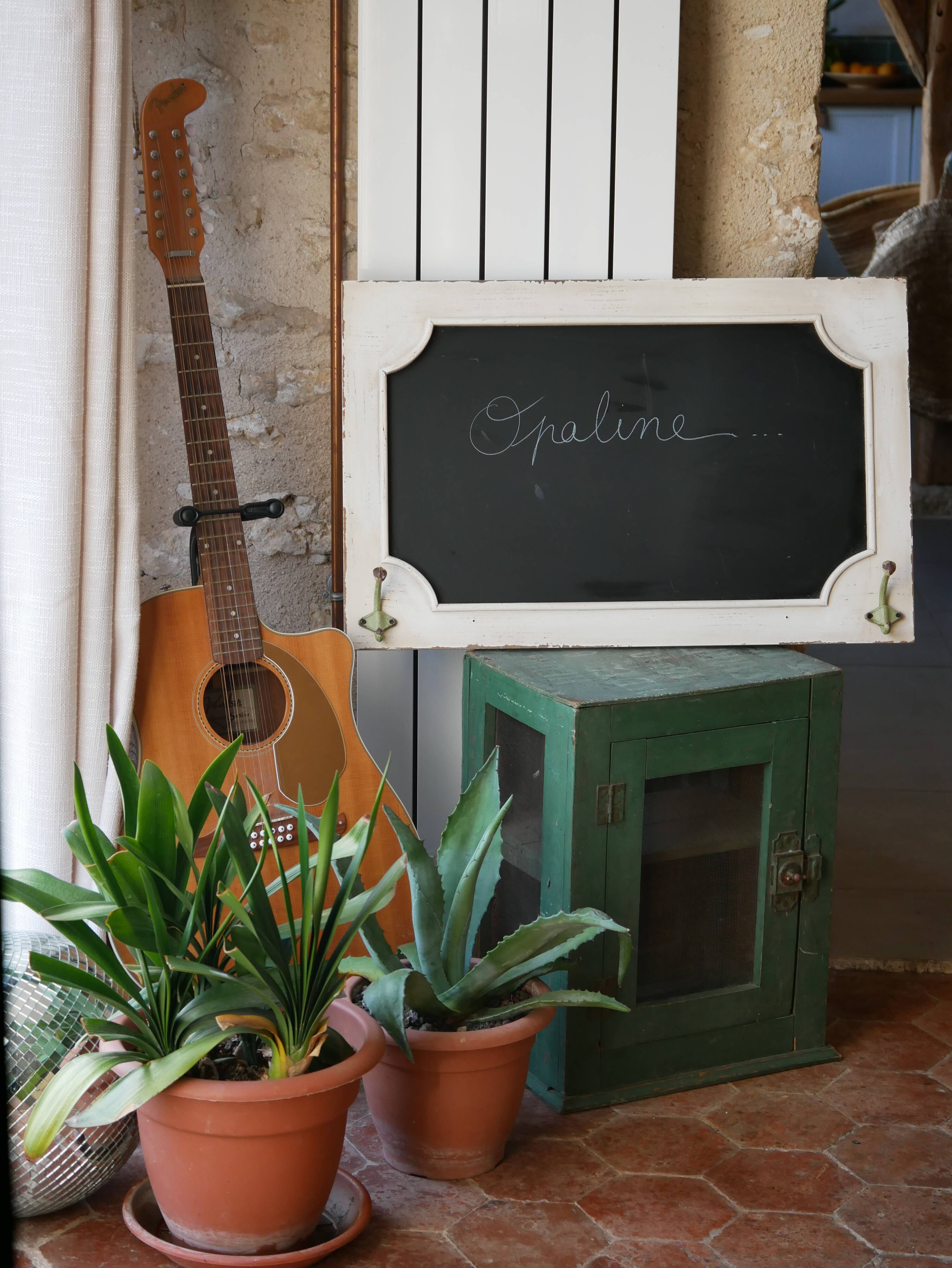 Coat hook slate board