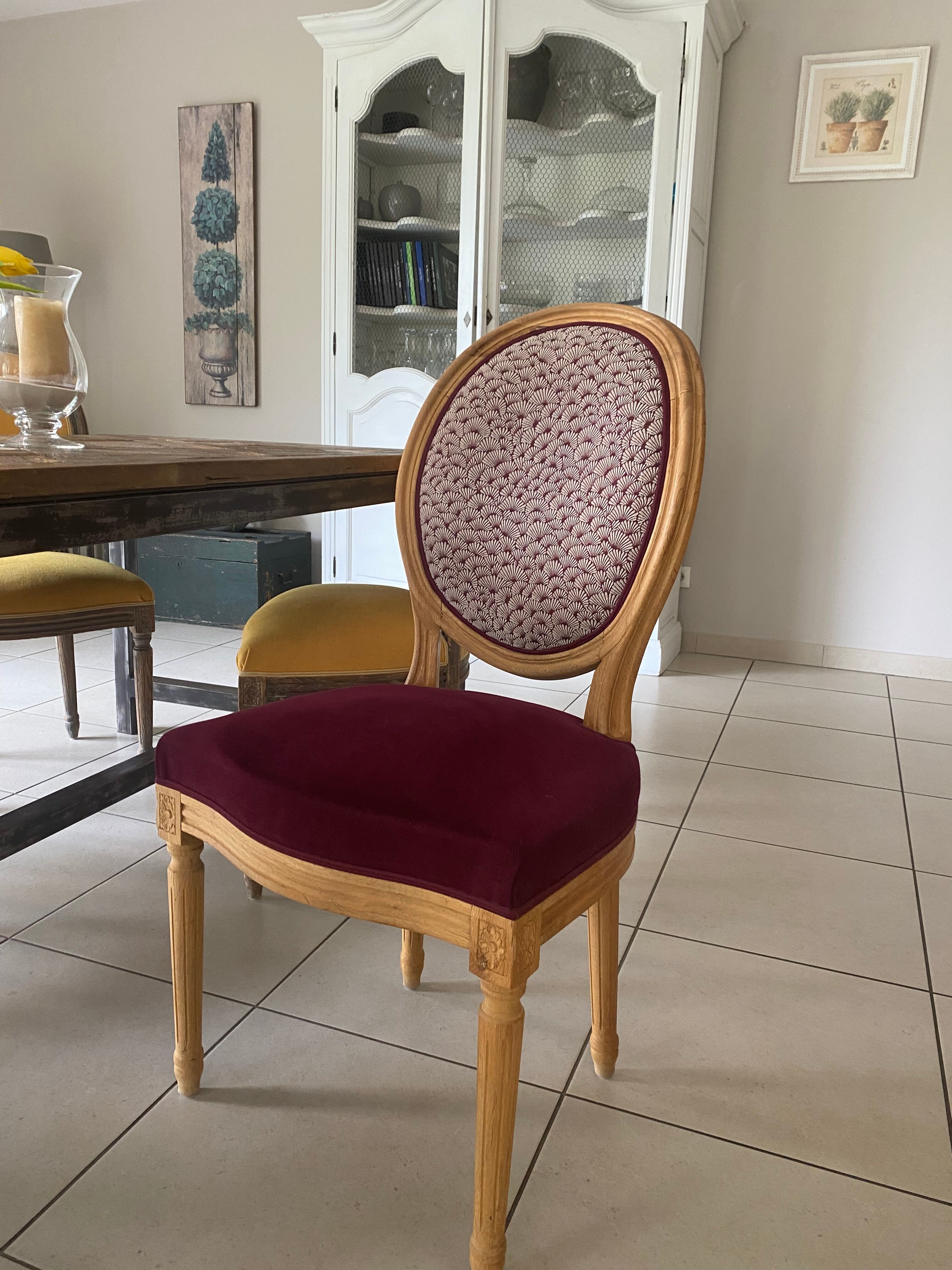 Set of 6 dining chairs