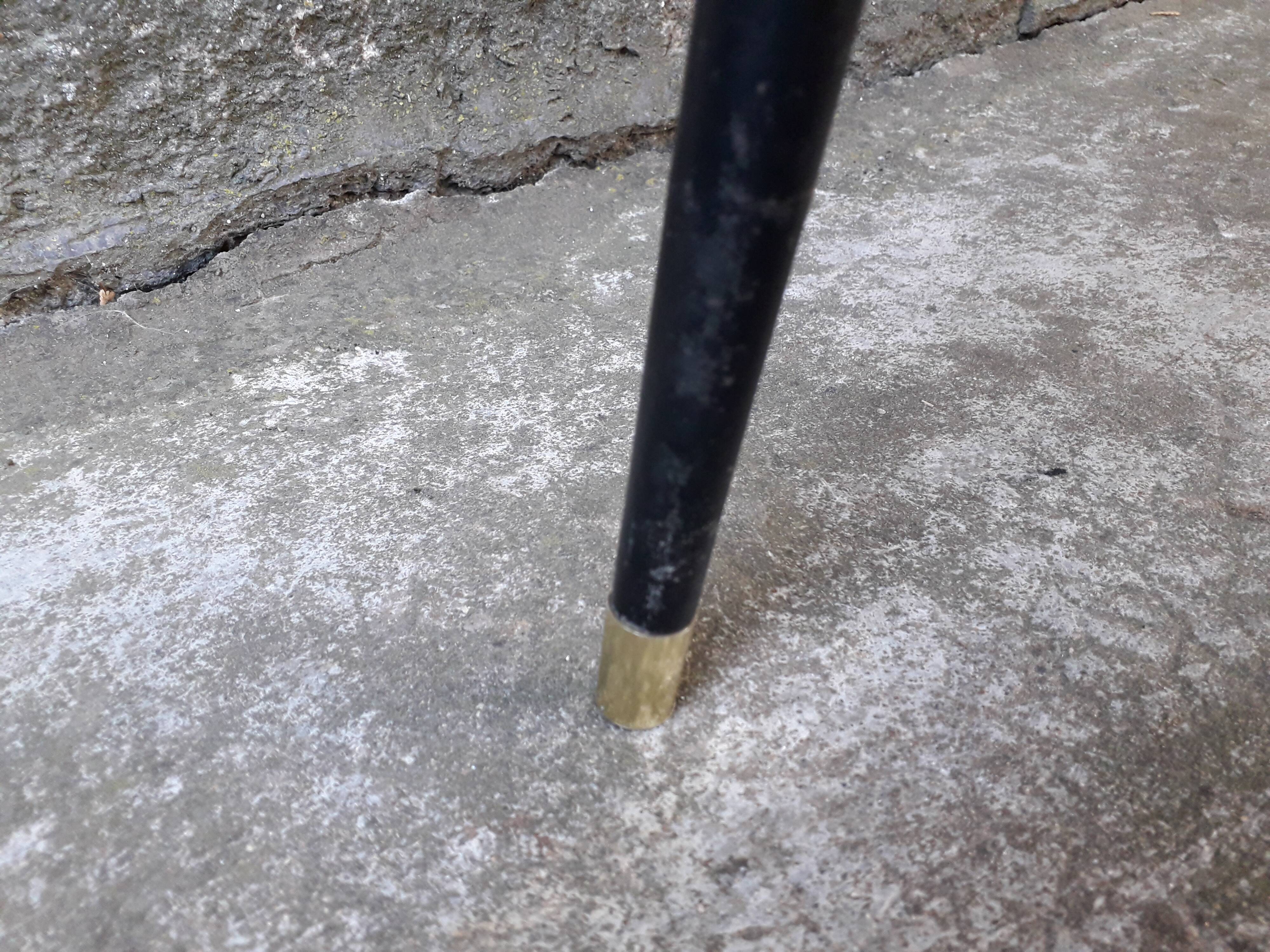 Vintage coffee table spindle legs