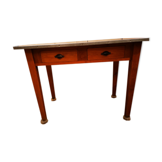 Kitchen table