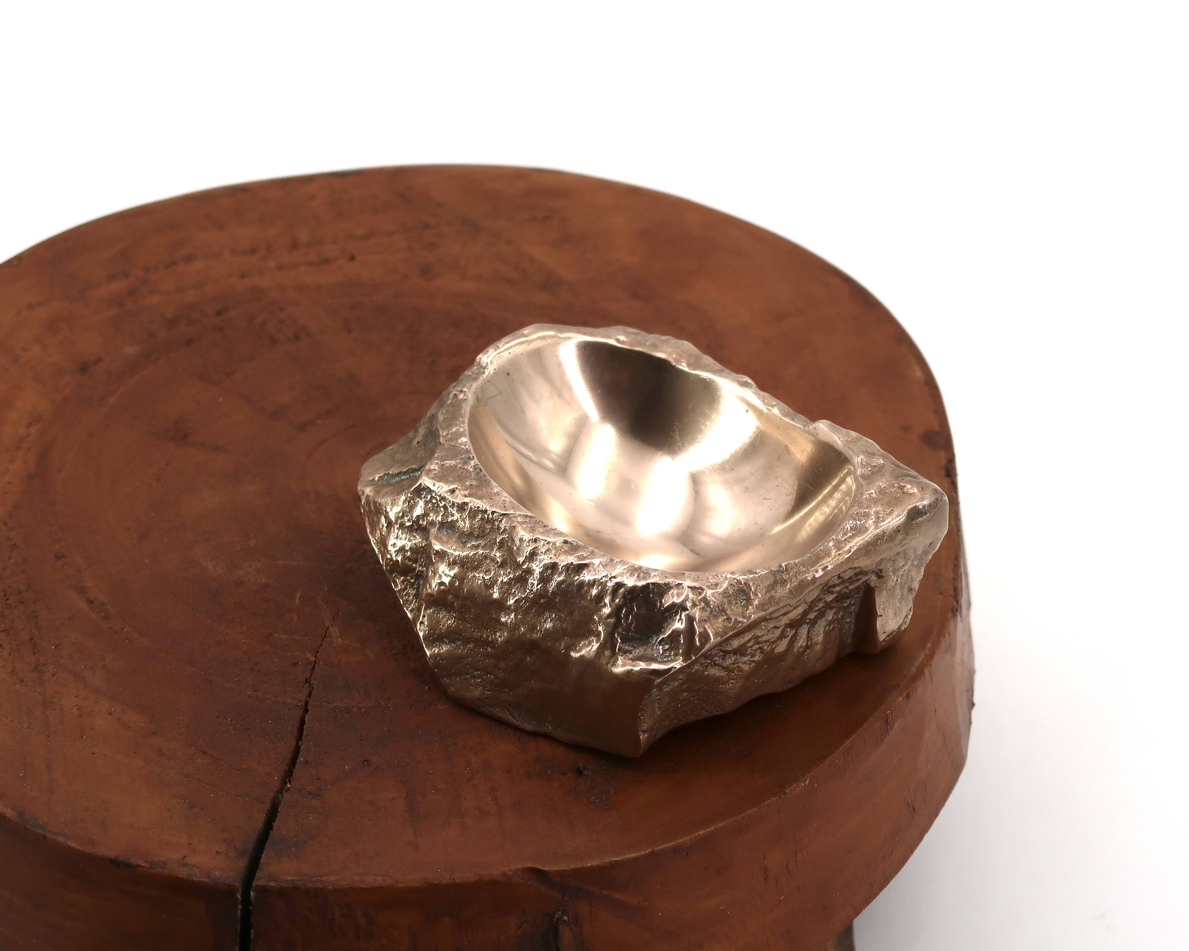 Bronze pocket tray or ashtray by Monique Gerber, 1970s.