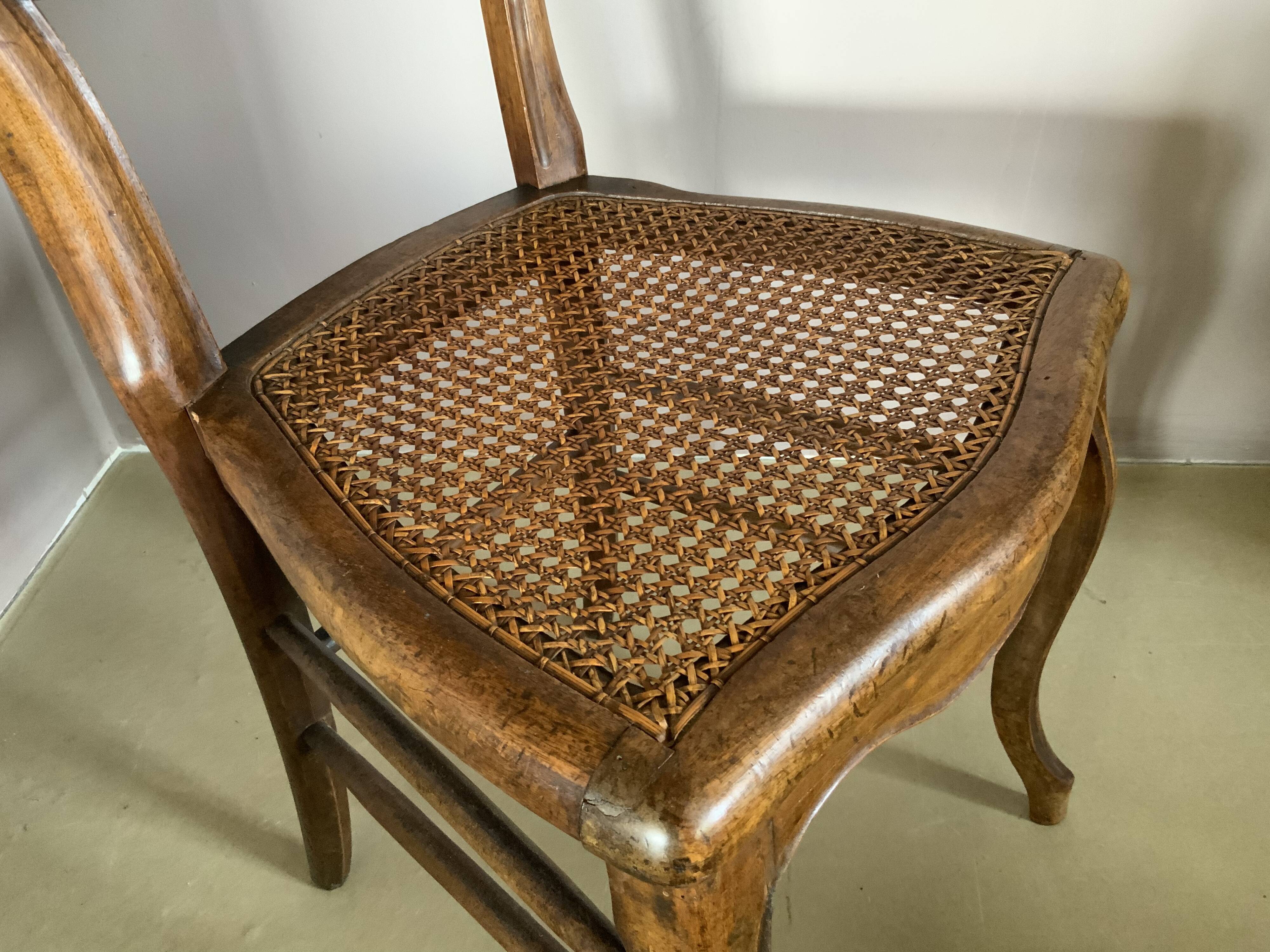 Chaise cannage