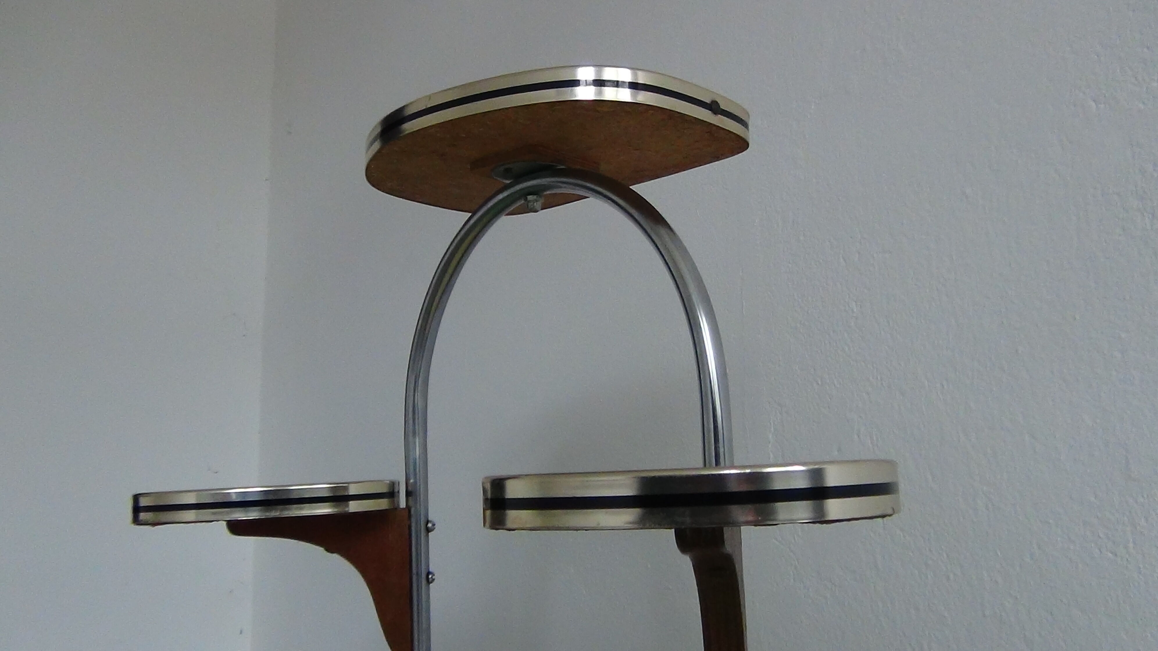 Vintage 50s flower table