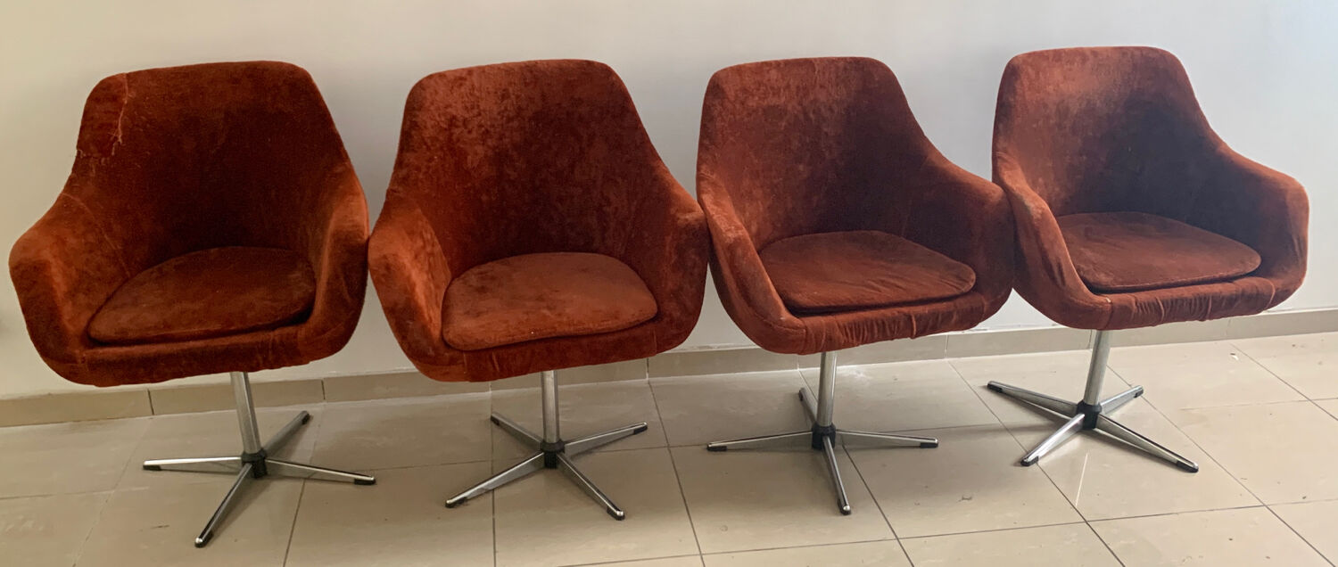 4 vintage 1970 vintage egg armchairs