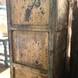 Armoire en bois laqué vert