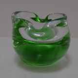 Cendrier du milieu du siècle en verre métallurgique, par Glasswork Novy Bor, années 1960.