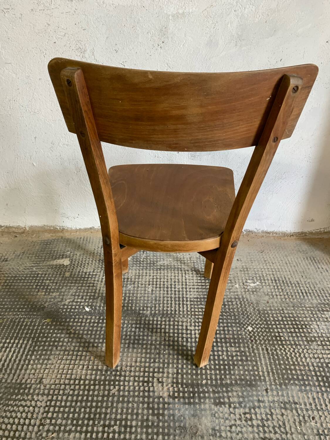 Luterma Bistro Chair