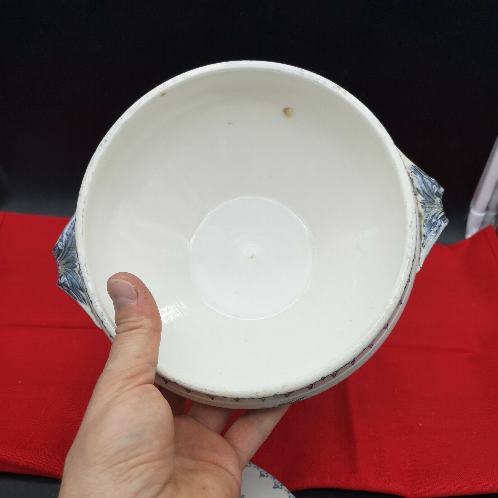 Vegetable or small soup pot in earthenware Sarreguemines model Flora