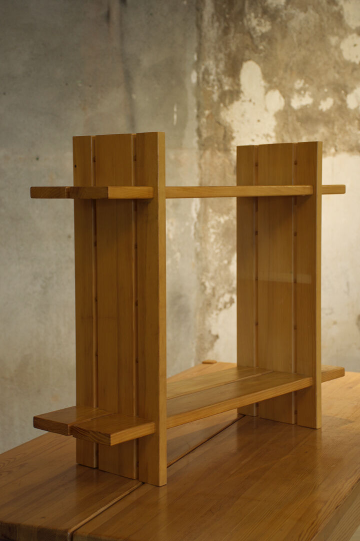 Shelf Savoie house Regain