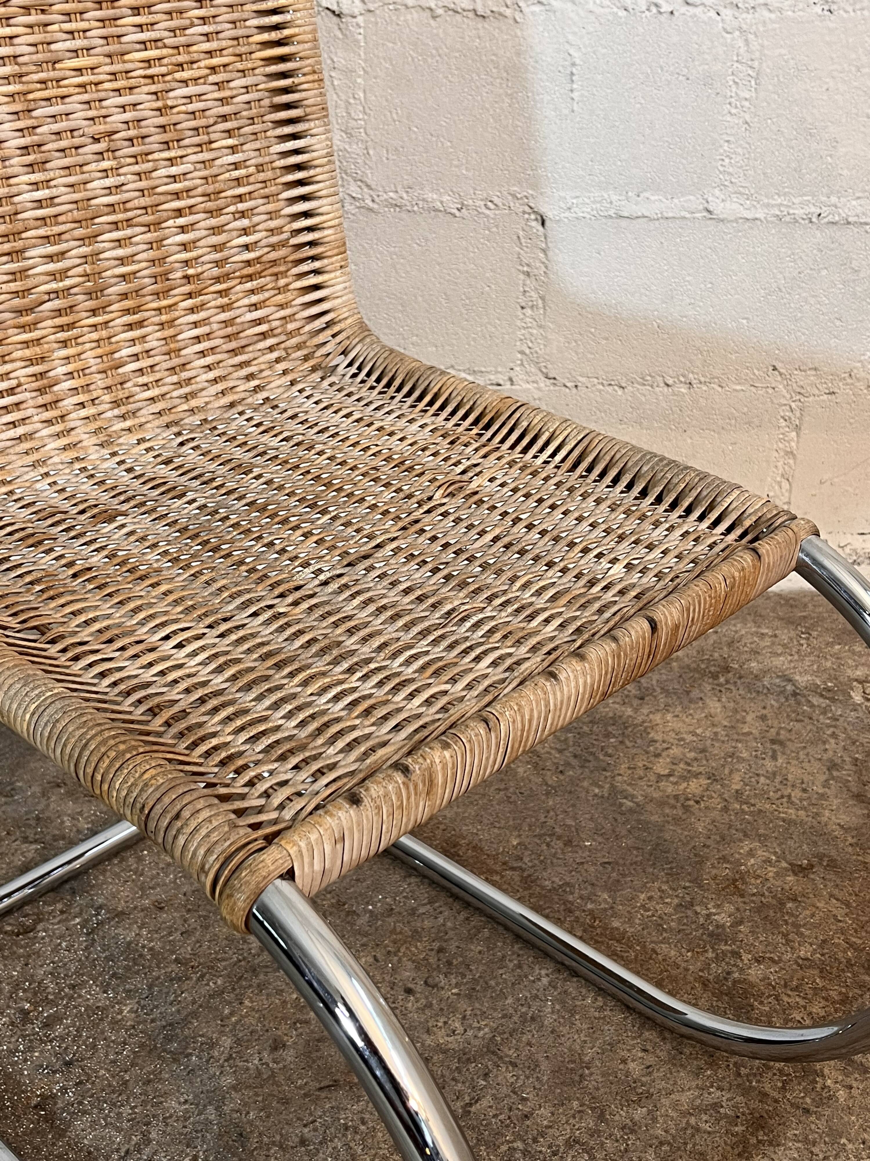 Set of 4 mr10 rattan chairs by mies van der rohe