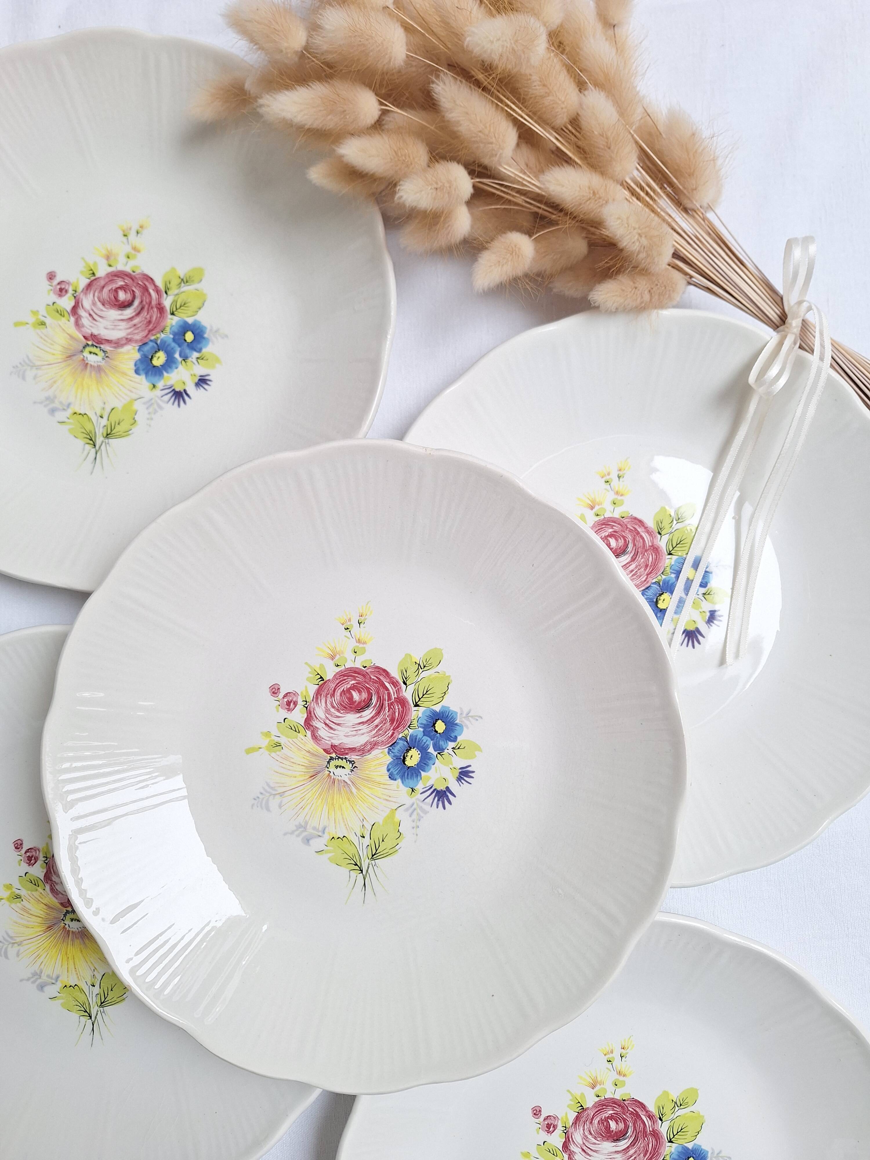 Vintage floral soup plates
