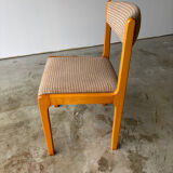 Série de 6 chaises de la marque Self en hêtre et assise en laine