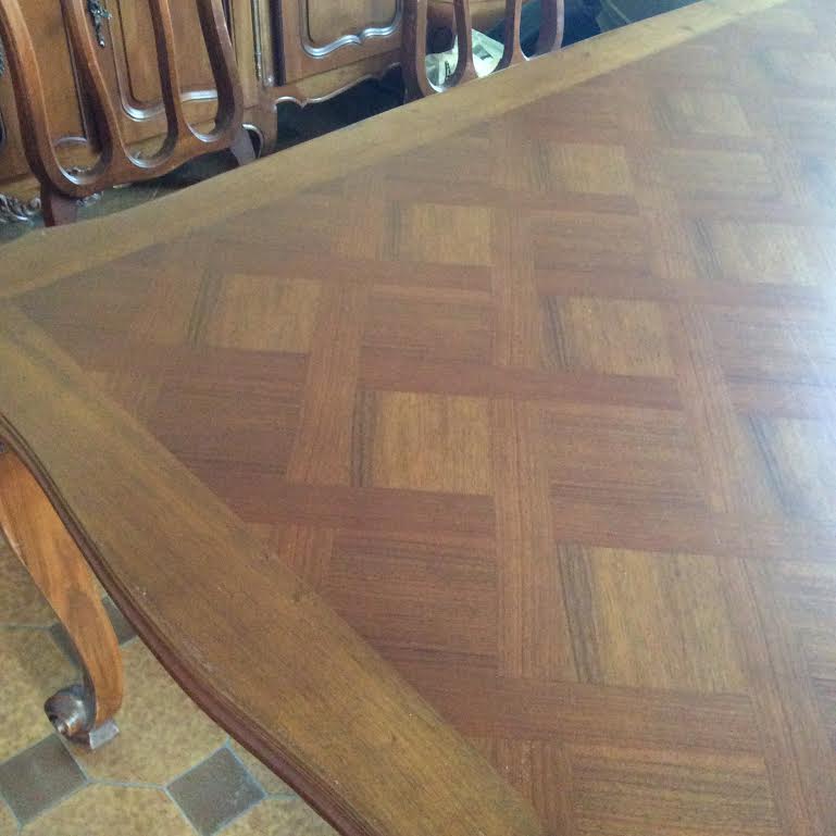 Dining room table with 6 walnut chairs