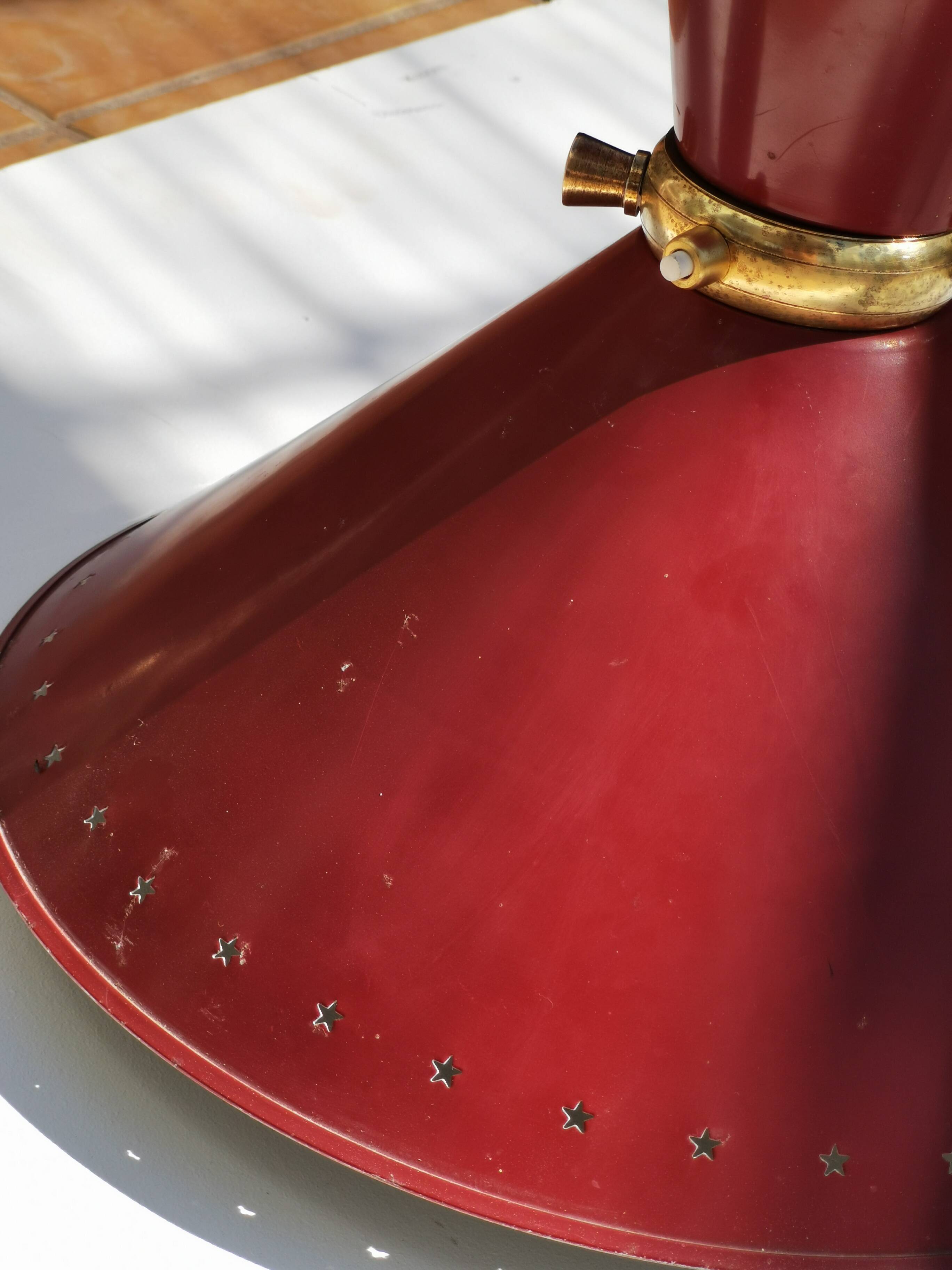 Large Diabolo wall lamp René Mathieu for Lunel burgundy color