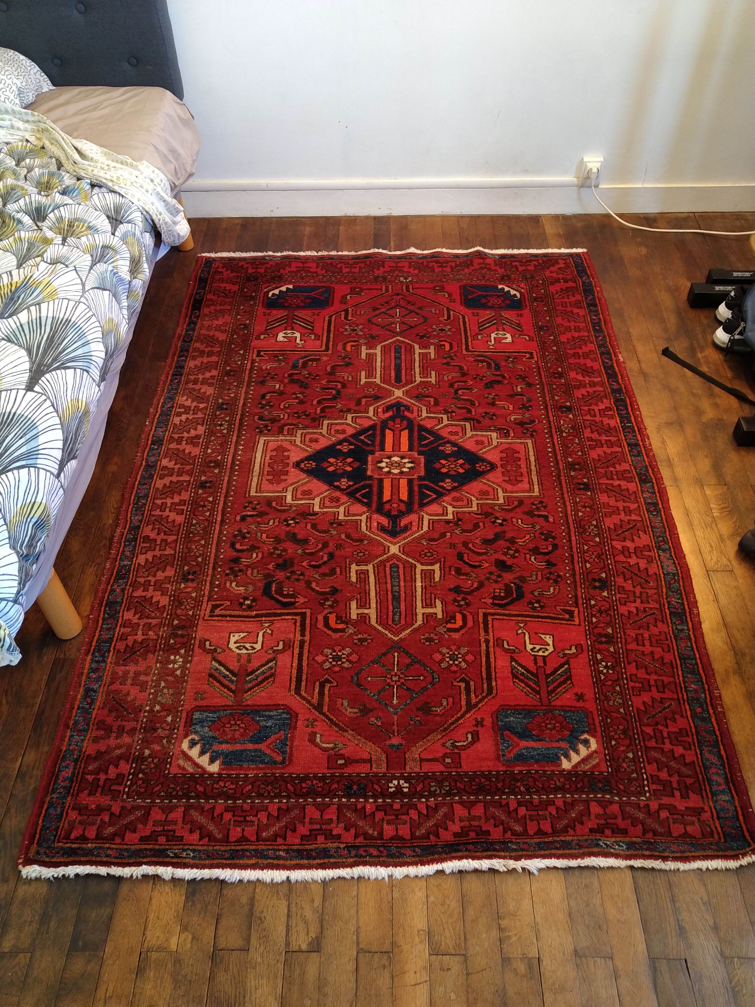 handmade Persian carpet 135*200 cm