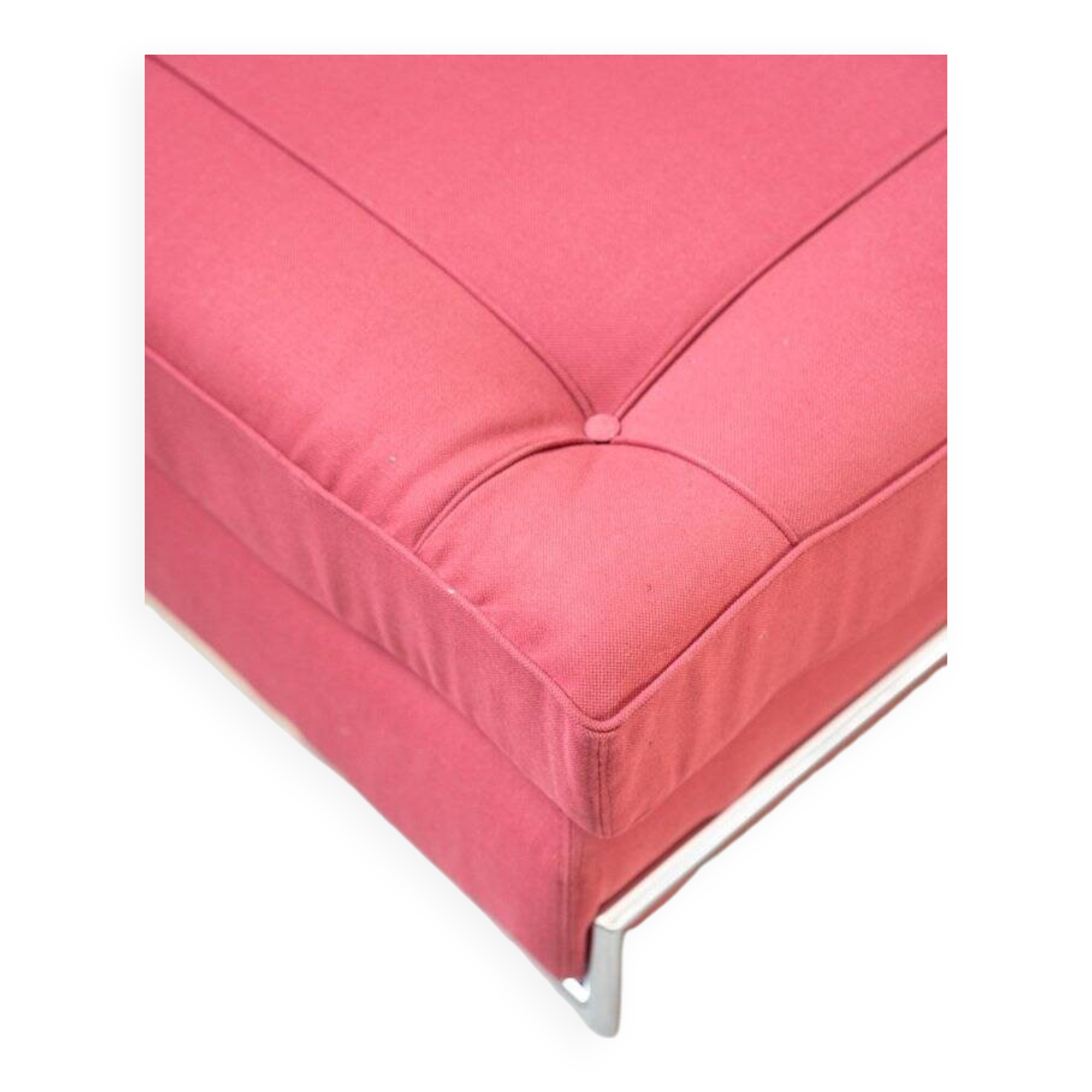 Vintage 1980s Eileen Gray Red Fabric and Metal Daybed