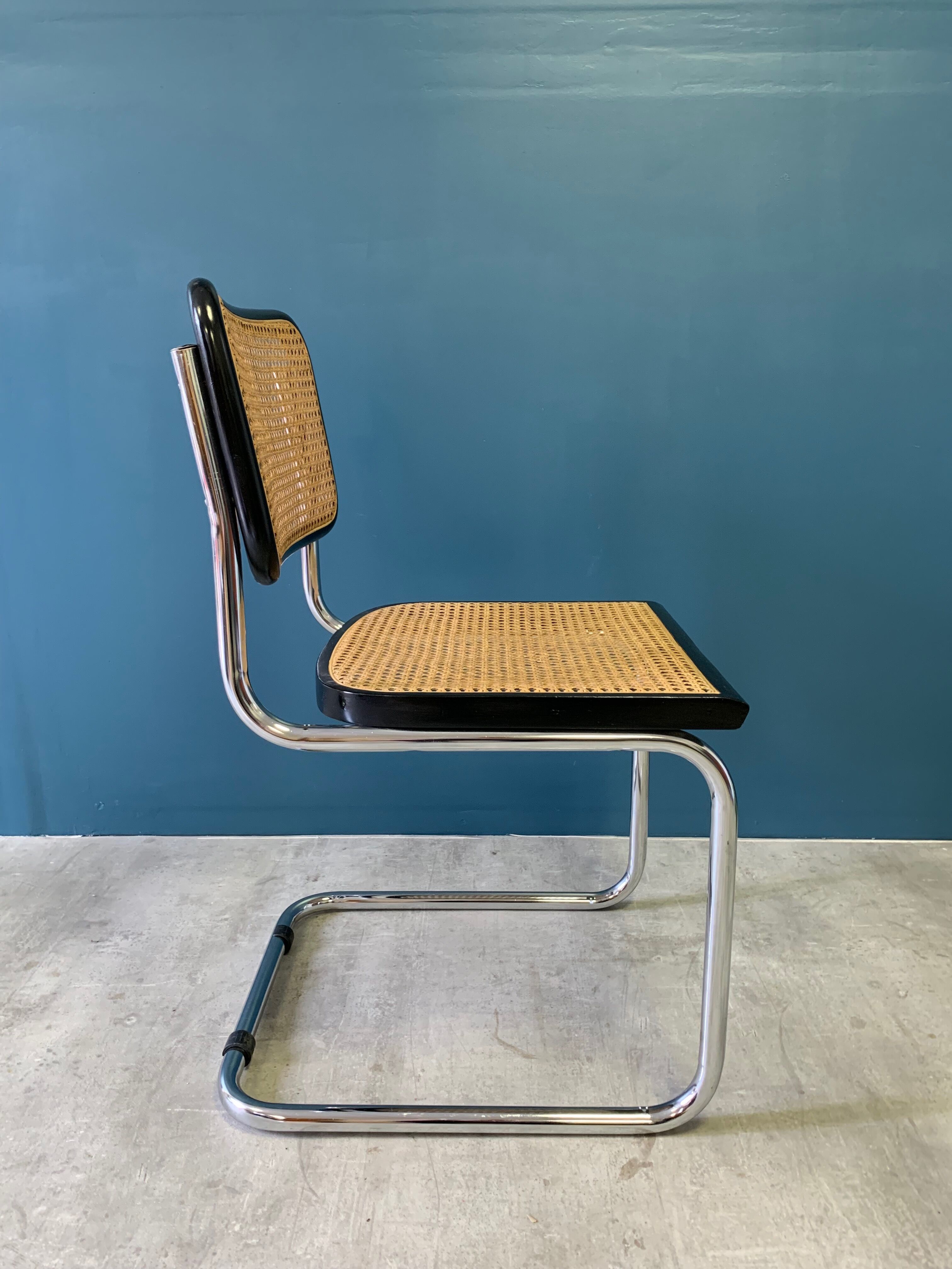 Set of 3 black Marcel Breuer B32 chairs