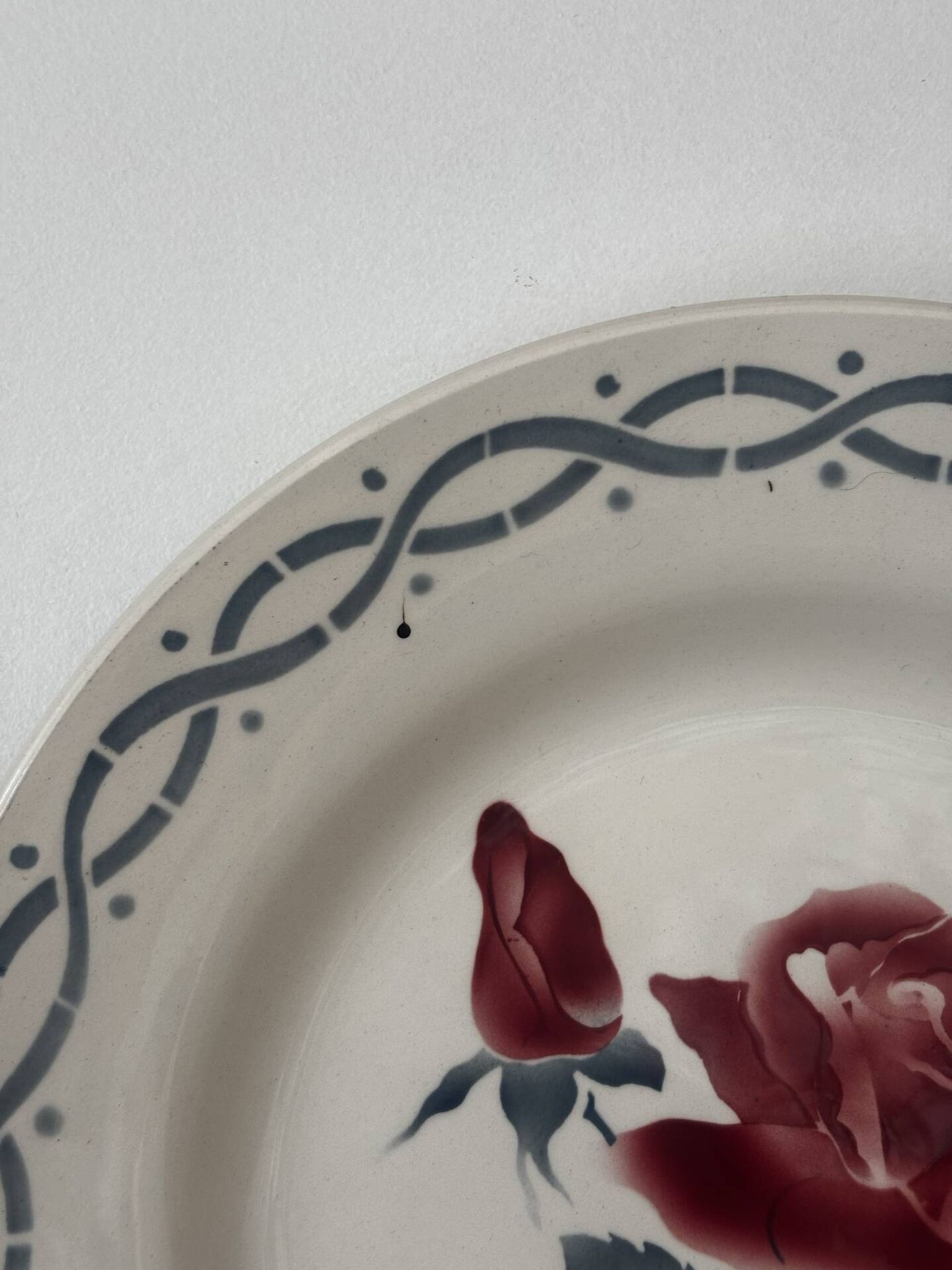 Lot de deux assiettes plates et deux creuses digoin janine