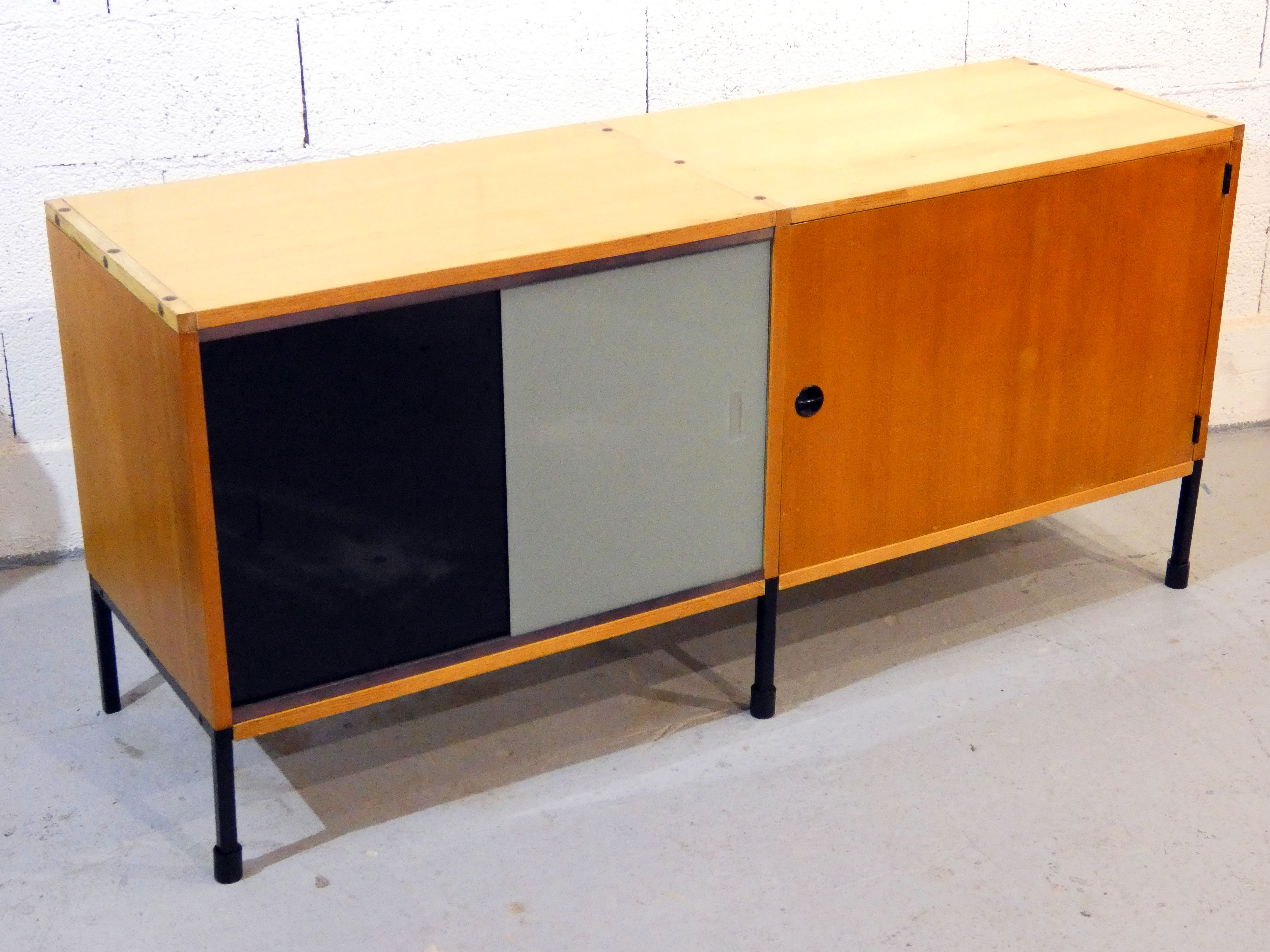 ARP sideboard edited by Minvielle