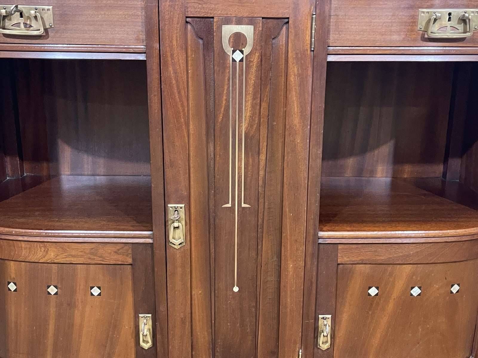 Mahogany sideboard from the Art Nouveau period in the style of Gustave Serrurier-Bovy.