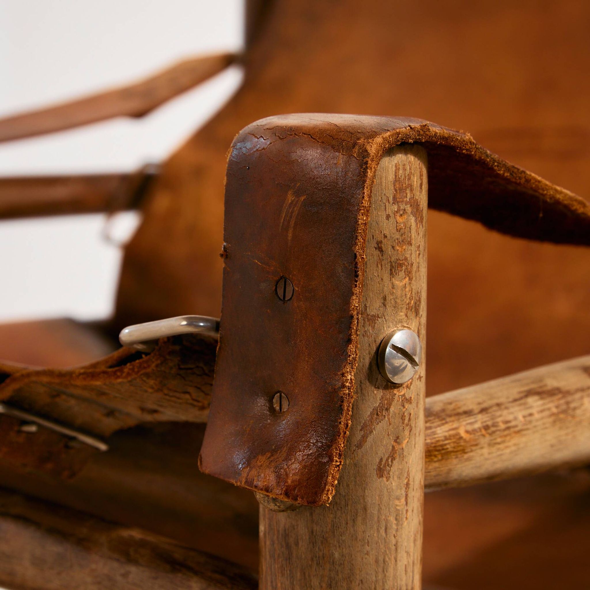 Fauteuil lounge en cuir de veau hongrois