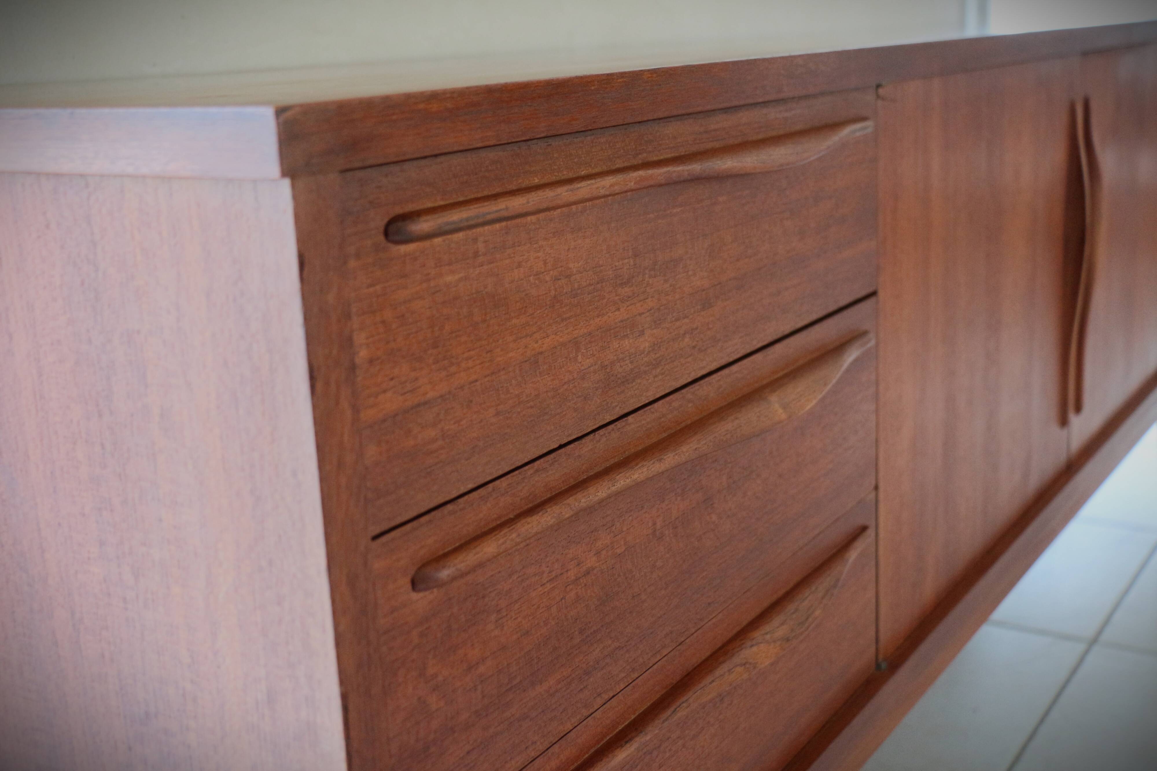 Scandinavian design in French-made teak