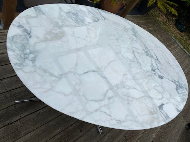 Table ovale marbre arabescato roche et bobois 1970