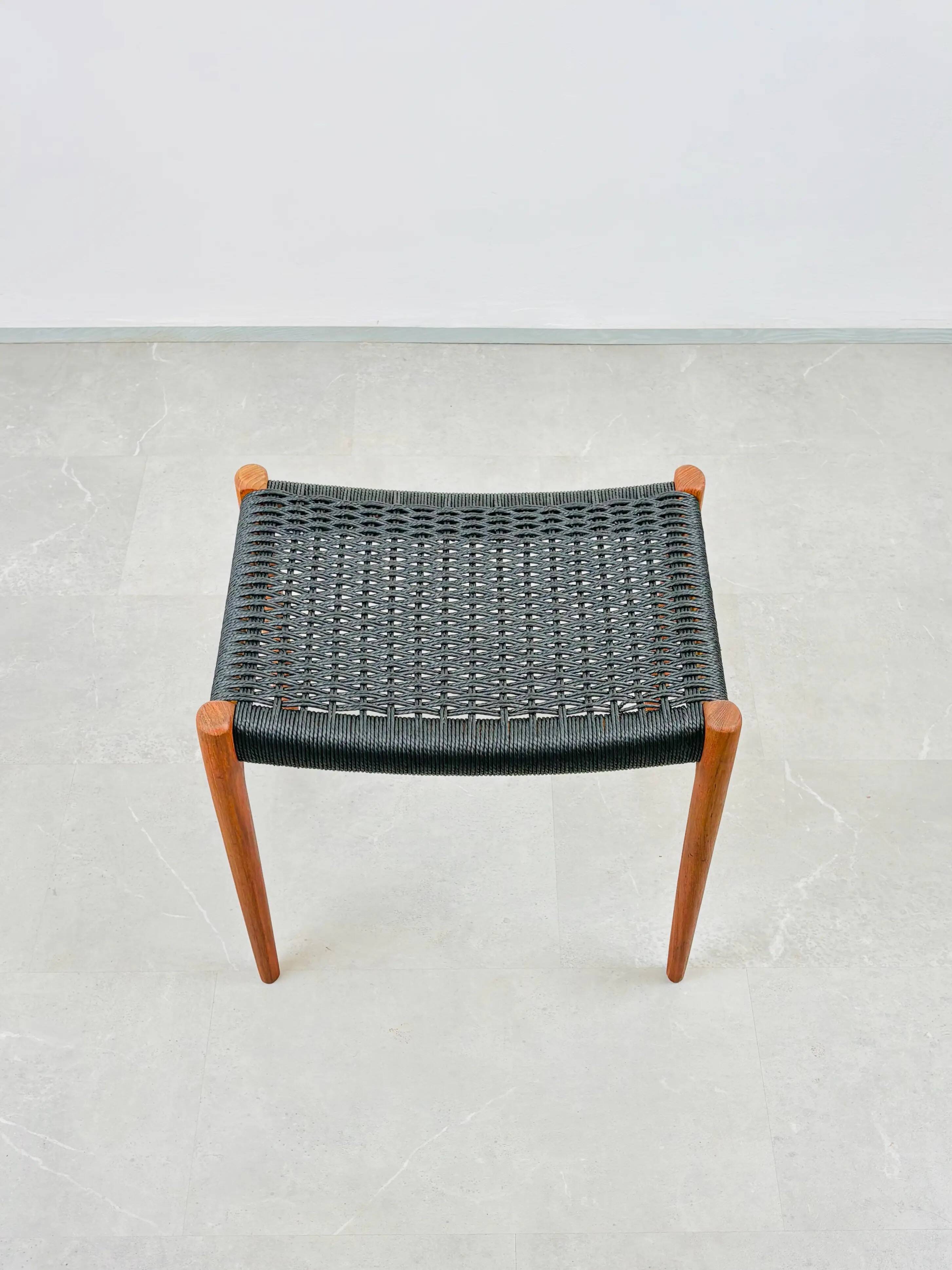 Stool Model 80a by Niels O. Møller