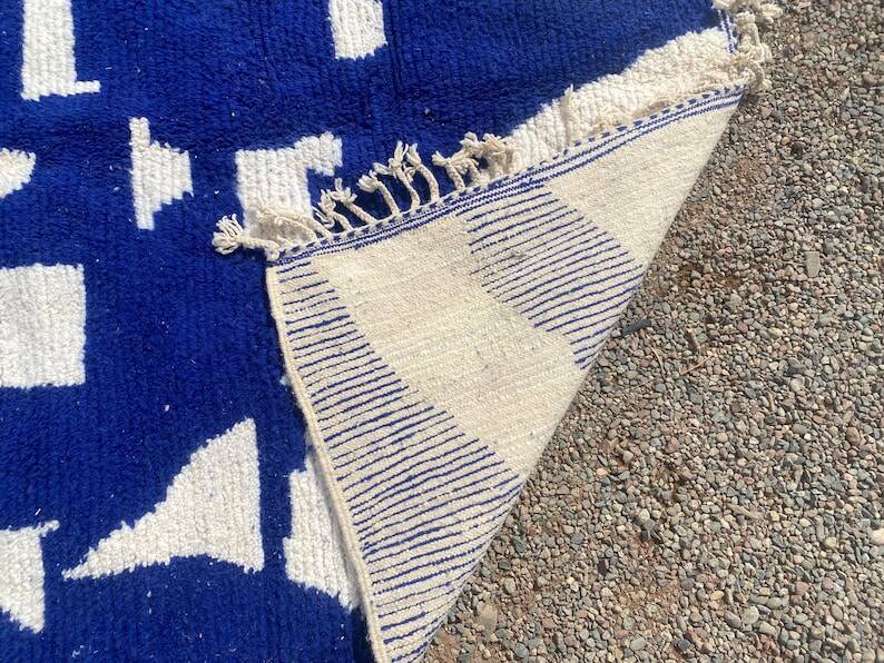 Decorated Moroccan rug 200cm x 300cm