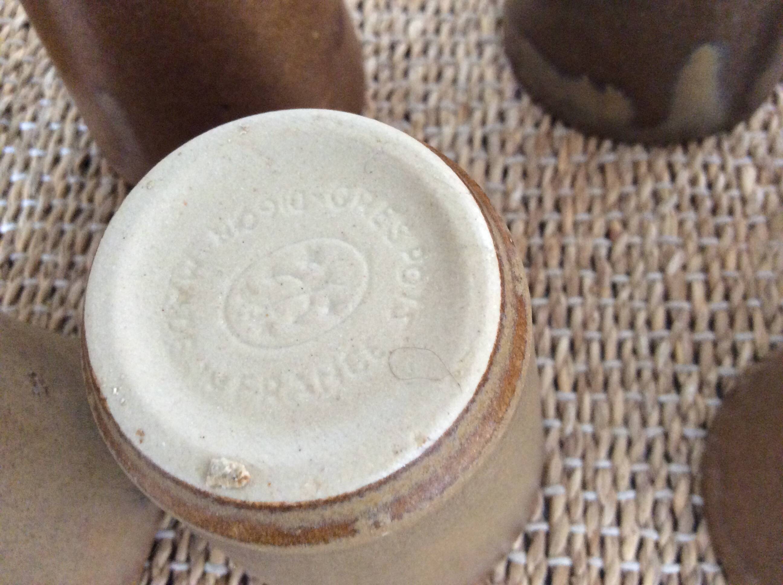 7 stoneware coffee cups