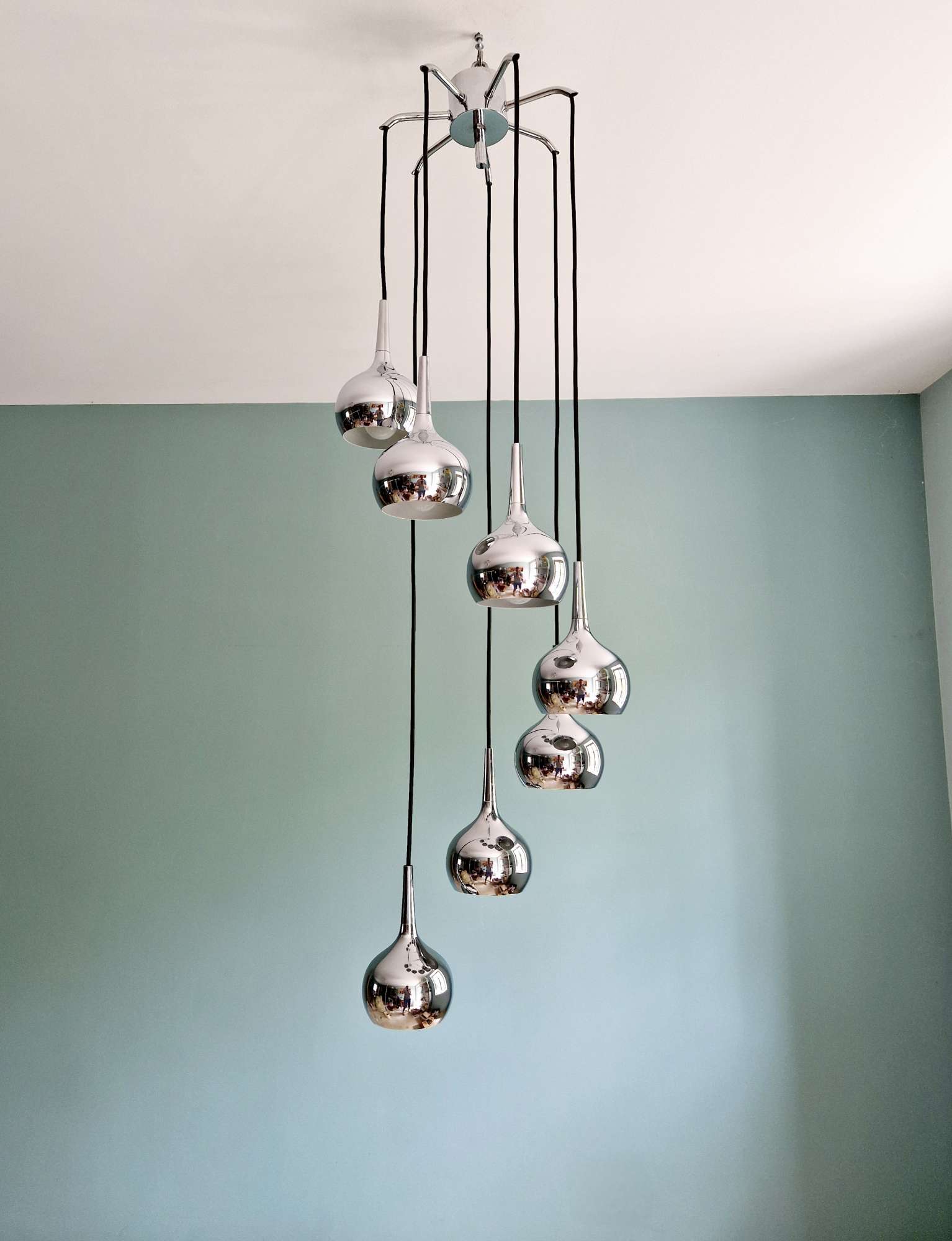 Large chrome metal cascade chandelier, design by Hans-Agne Jakobsson, 1960-70.