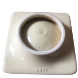 Set tray, butter maker and its porcelain knife foliage pattern