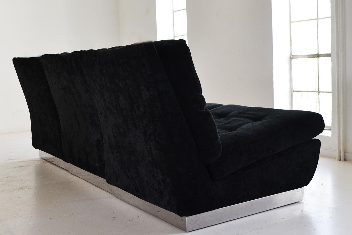 Modular sofa in black velvet 1970