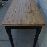 Three-drawer desk in solid pine – Completely revamped