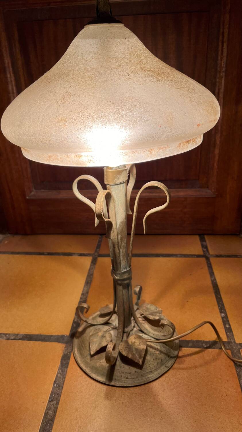 Vintage metal/glass mushroom table lamp