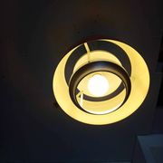 Suspension70's louis kalff pour philips éditeur