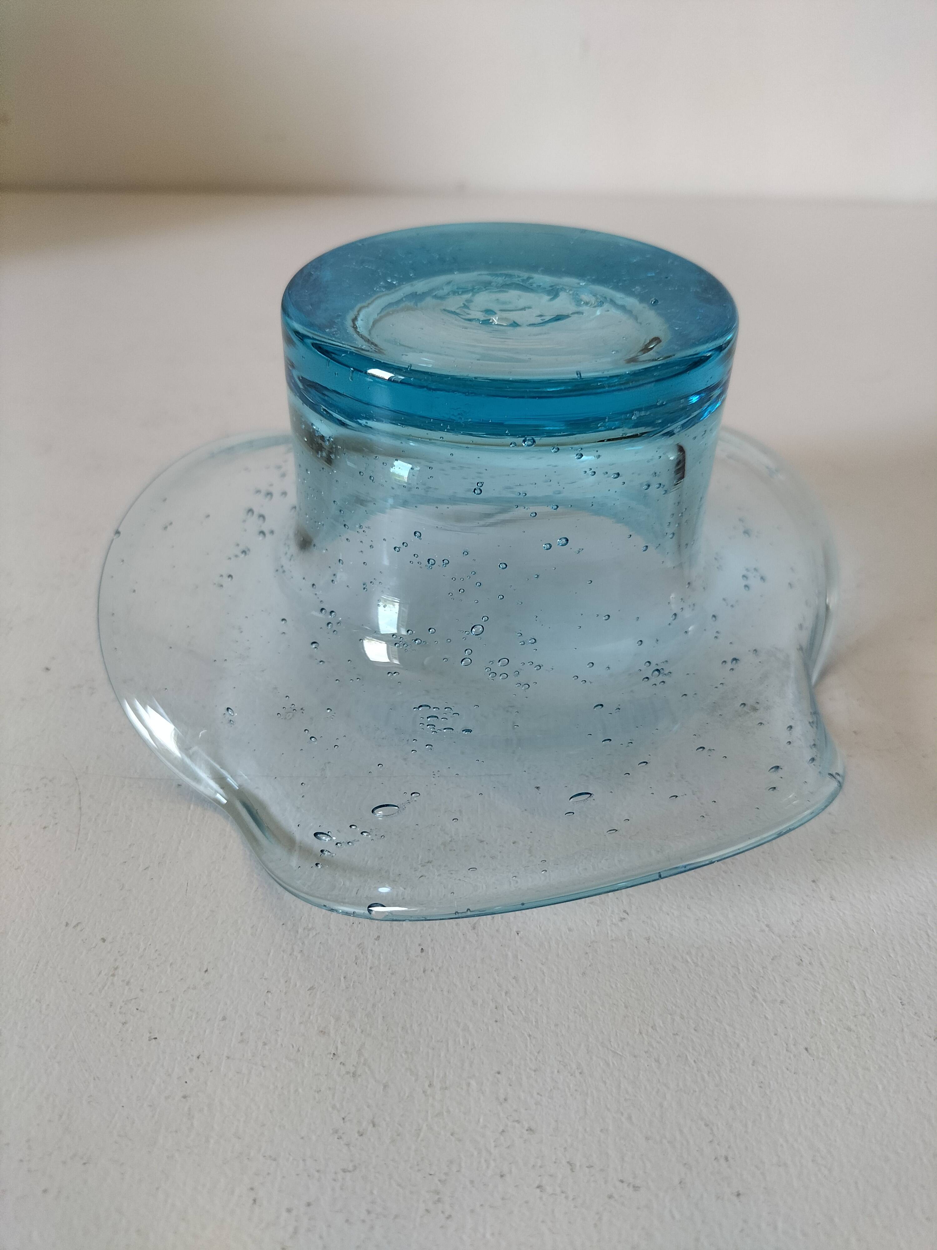 Open-edged bubble glass bowl