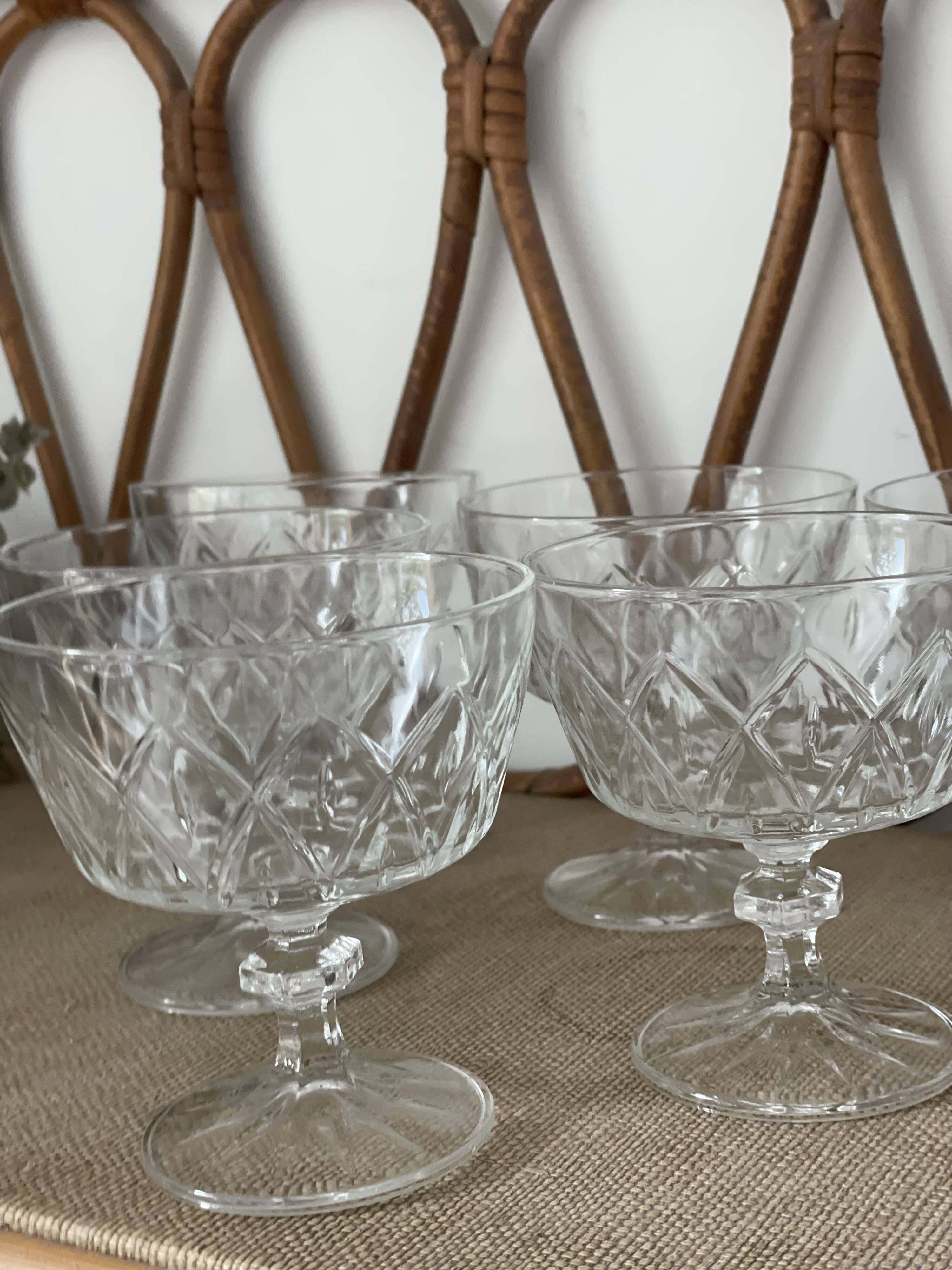 6 glass champagne coupes