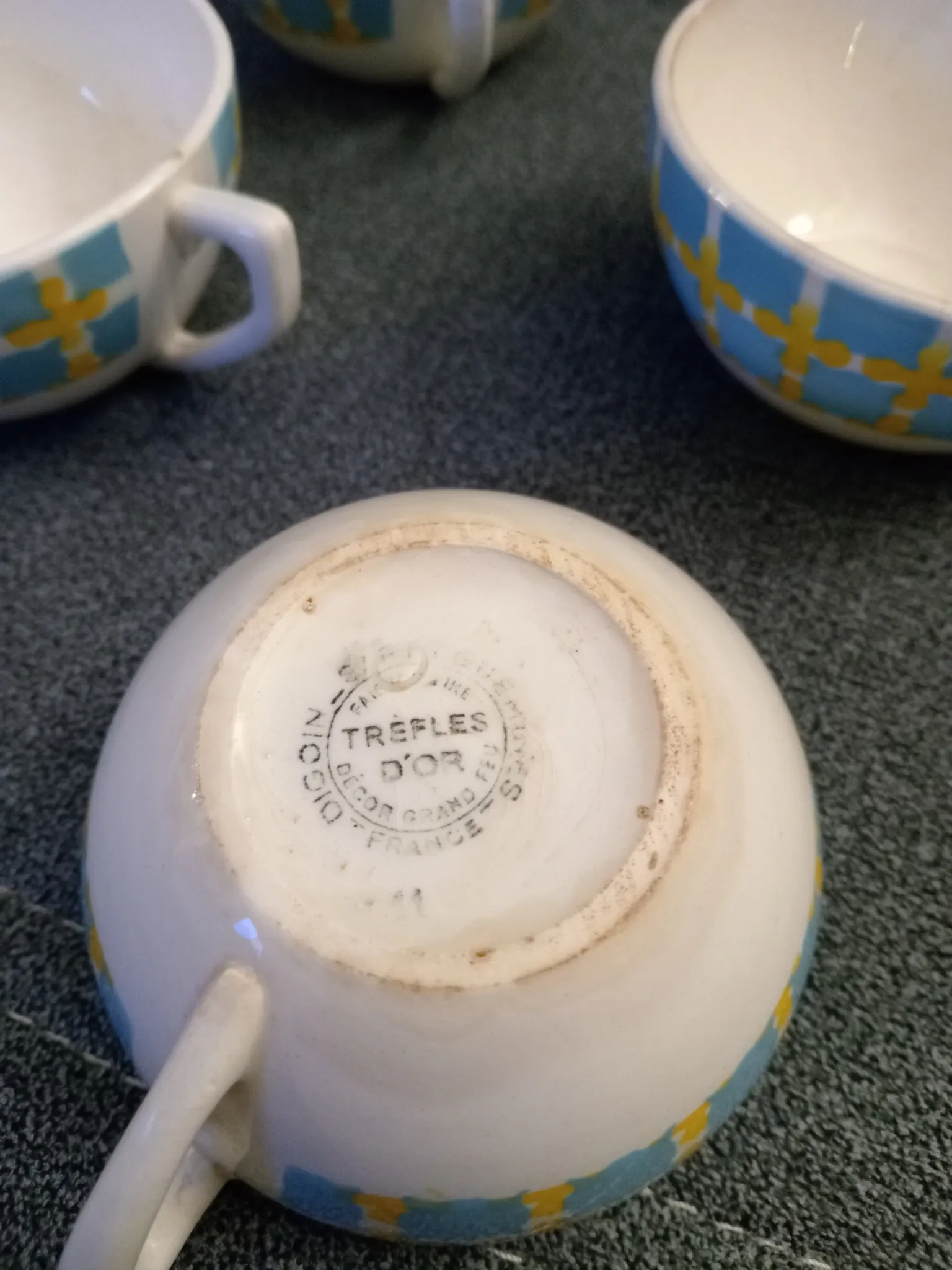 Lot de 4 tasses Trèfles d'or