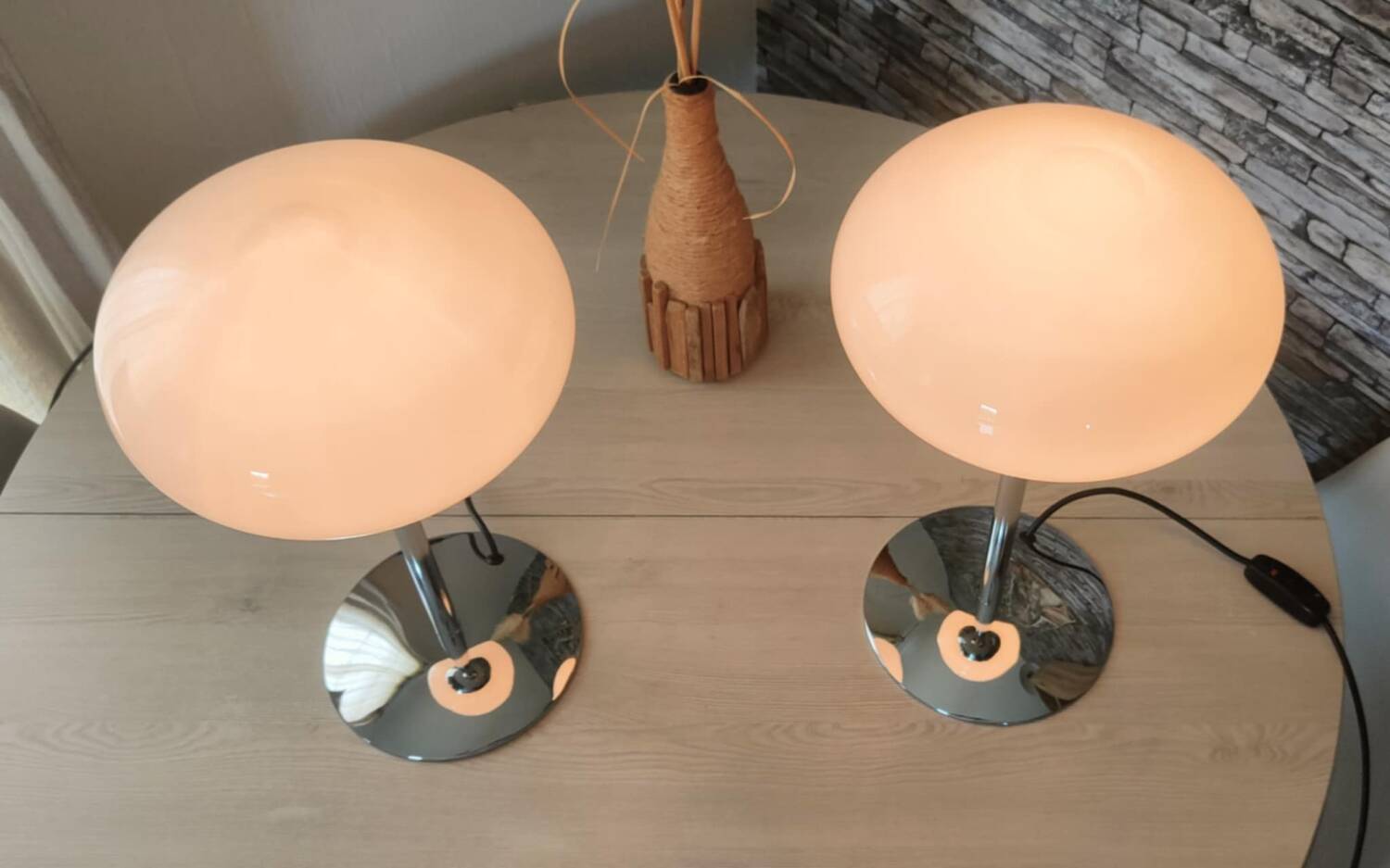 Pair of Italian lamps 1980