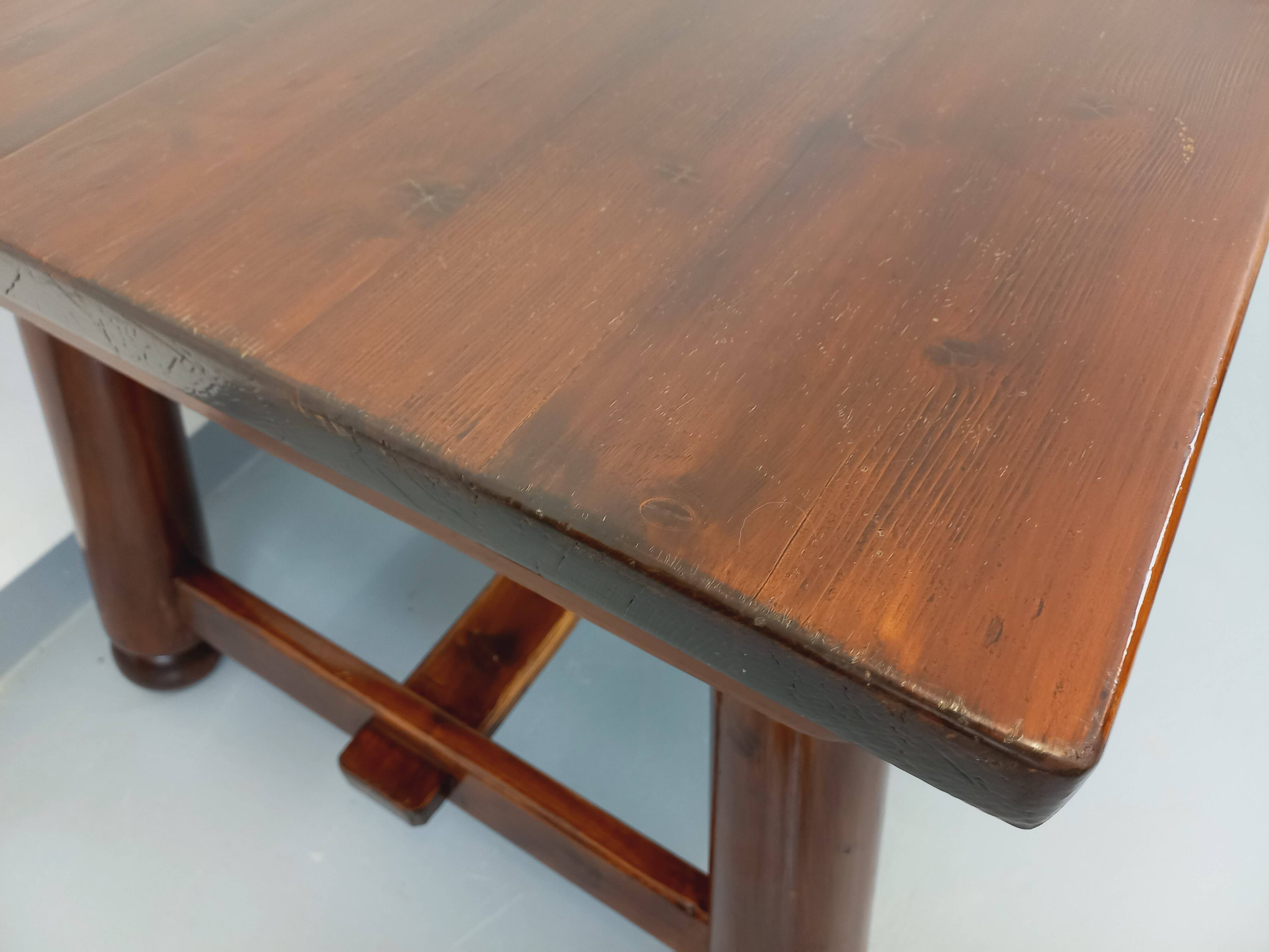 Brutalist rectangular dining table by Georges Robert in pine wood.