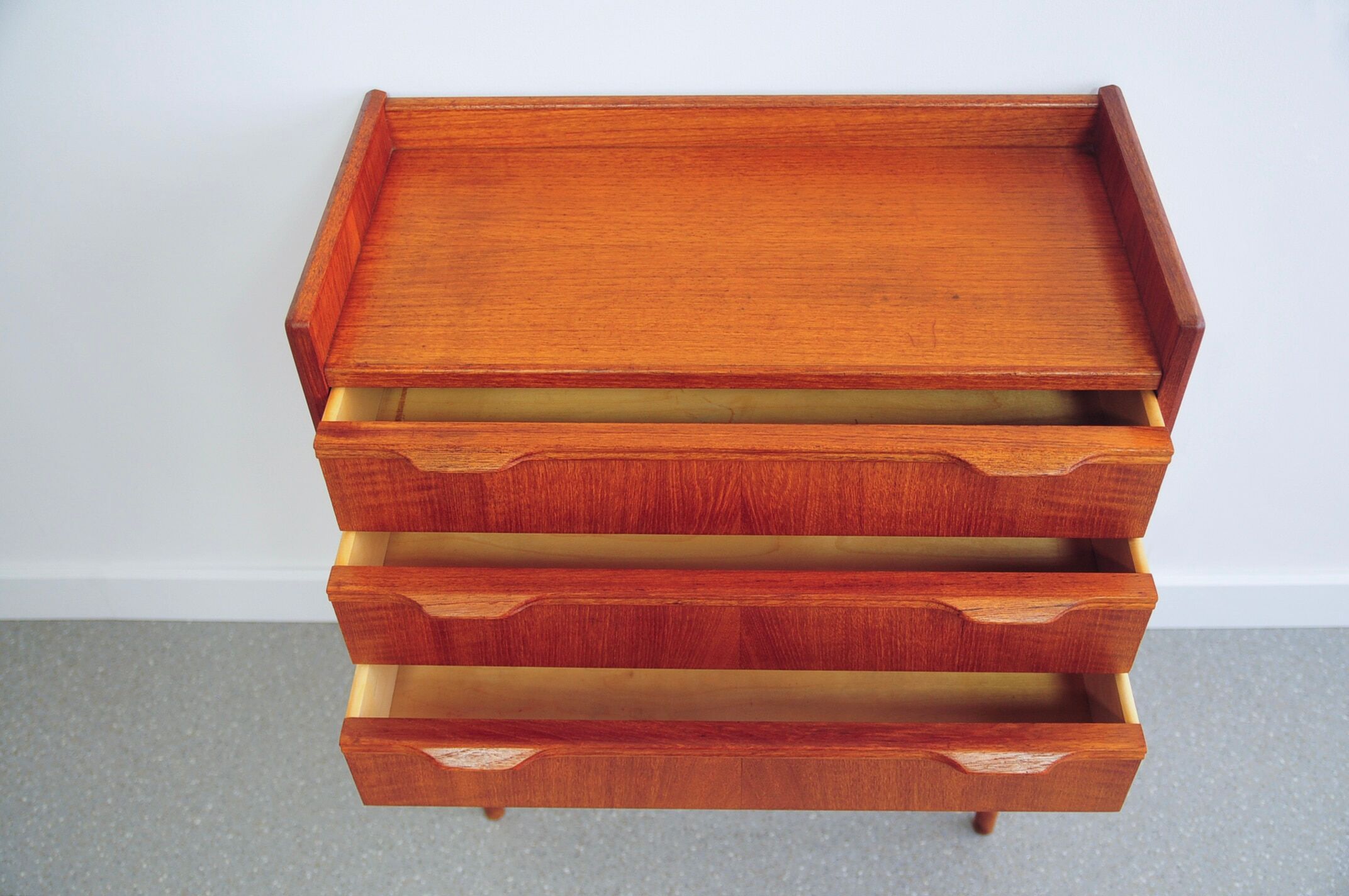 Commode vintage en teck Henning Jørgensen
