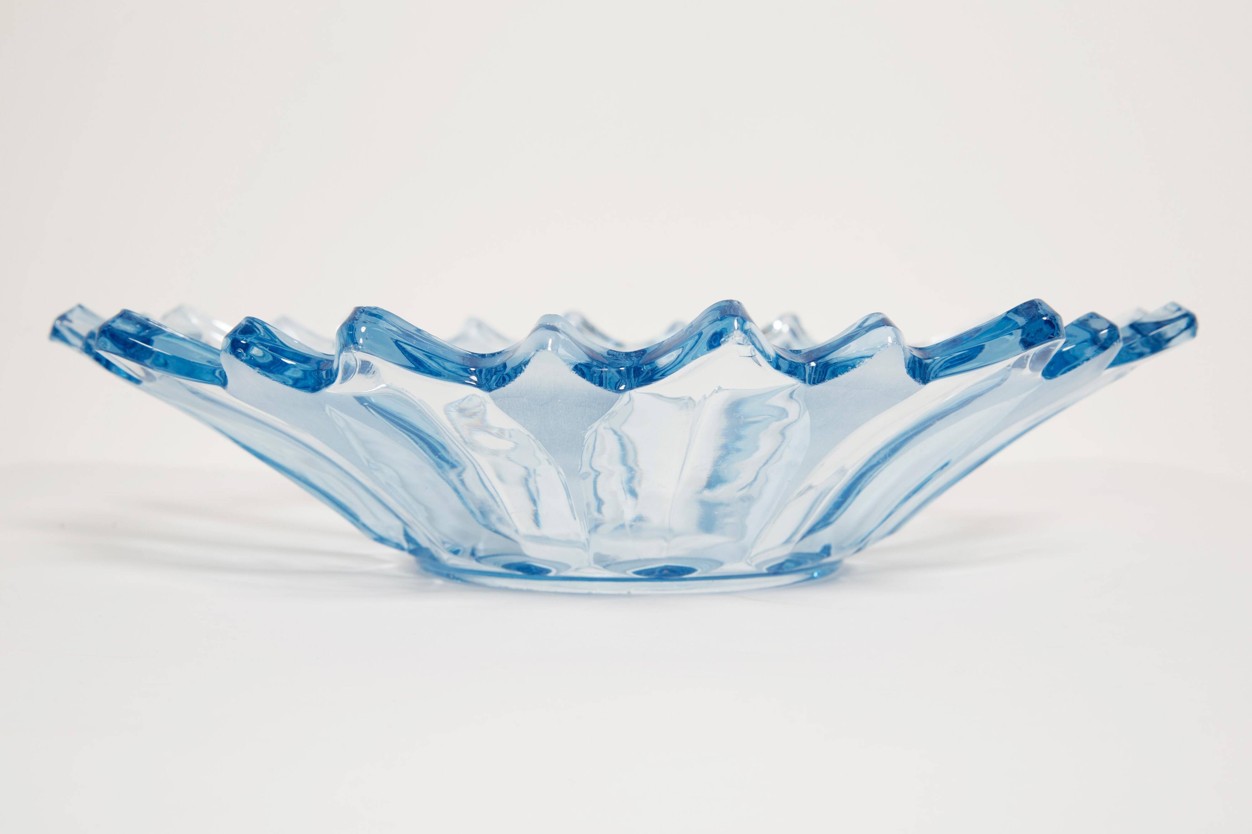 Assiette décorative vintage en verre bleu clair, Italie, années 1960
