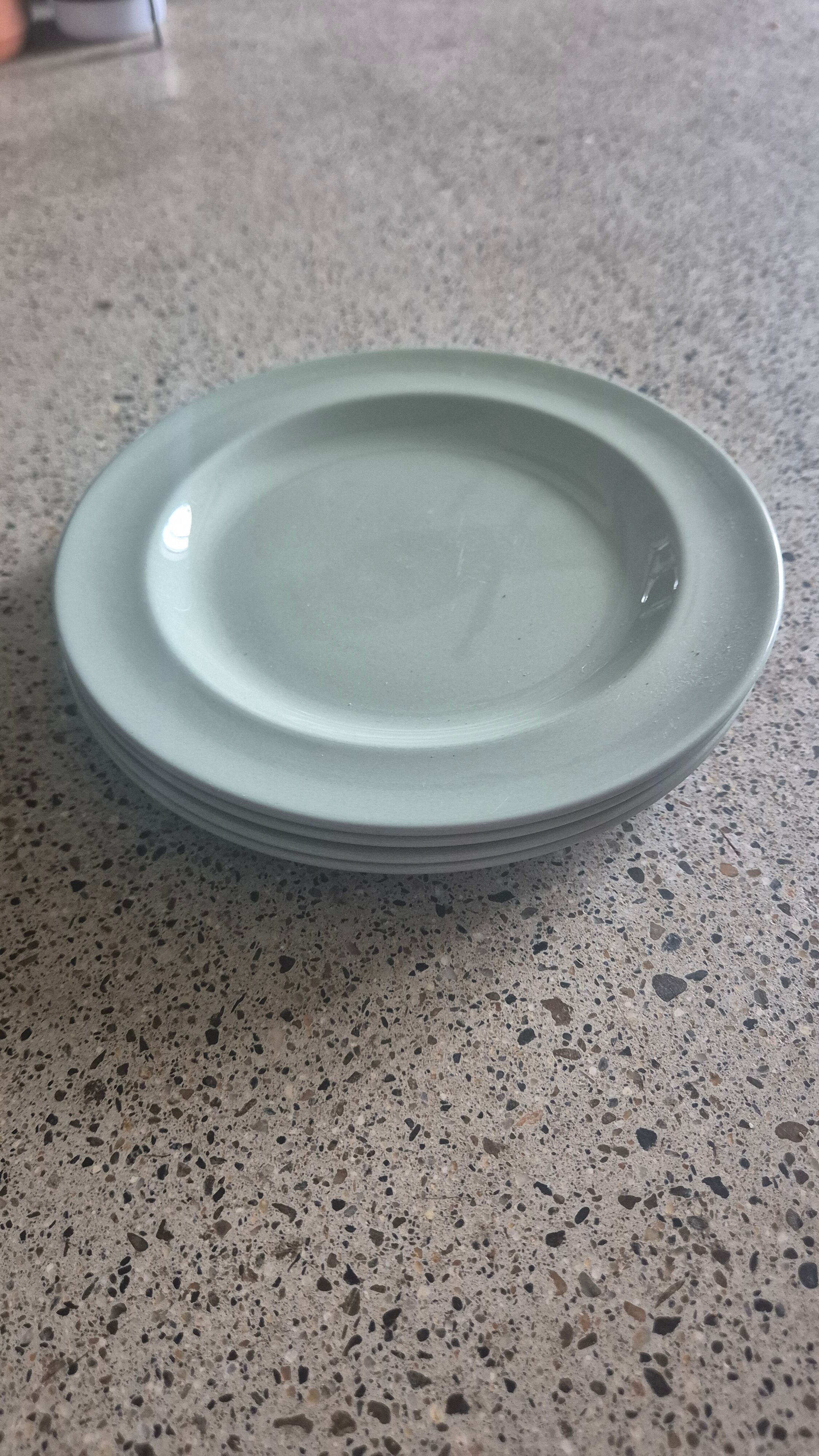 4 Wedgwood cake plates