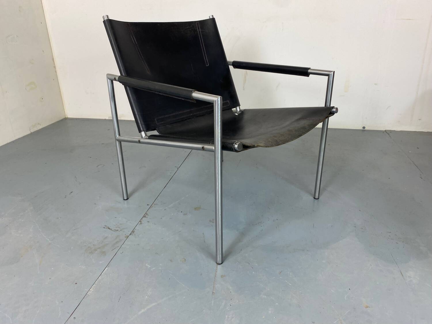 Fauteuil de salon moderne en cuir noir par Martin Visser pour T Spectrum, années 1960
