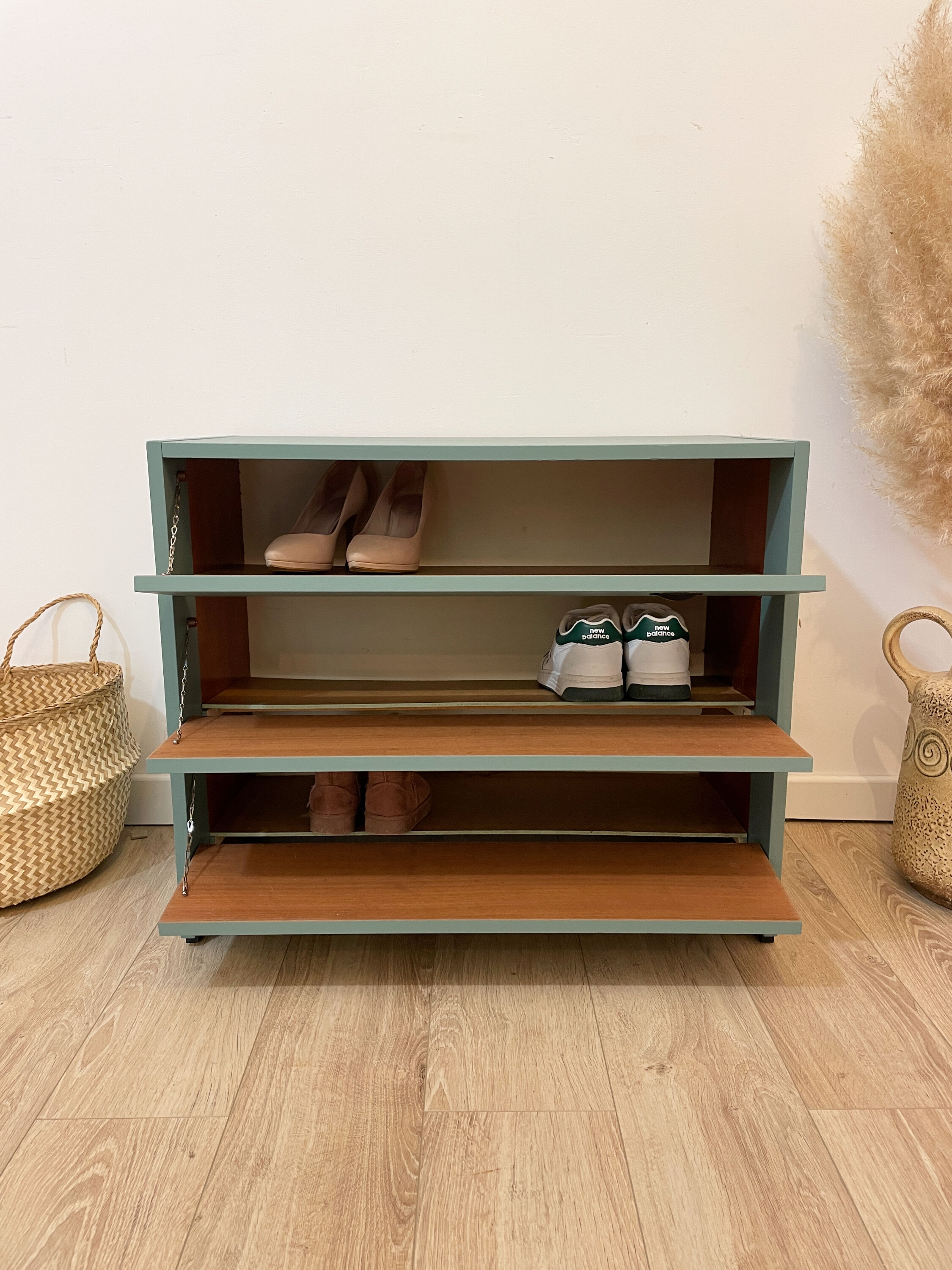 Reimagined shoe cabinet - 70s/80s
