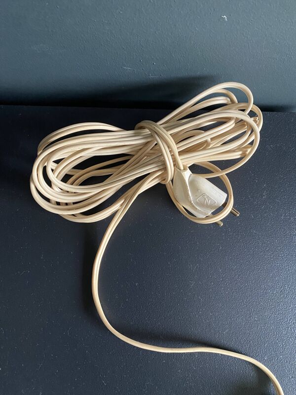 Lampe en cristal Vannes France -Pied sculpté avec étiquette d'origine